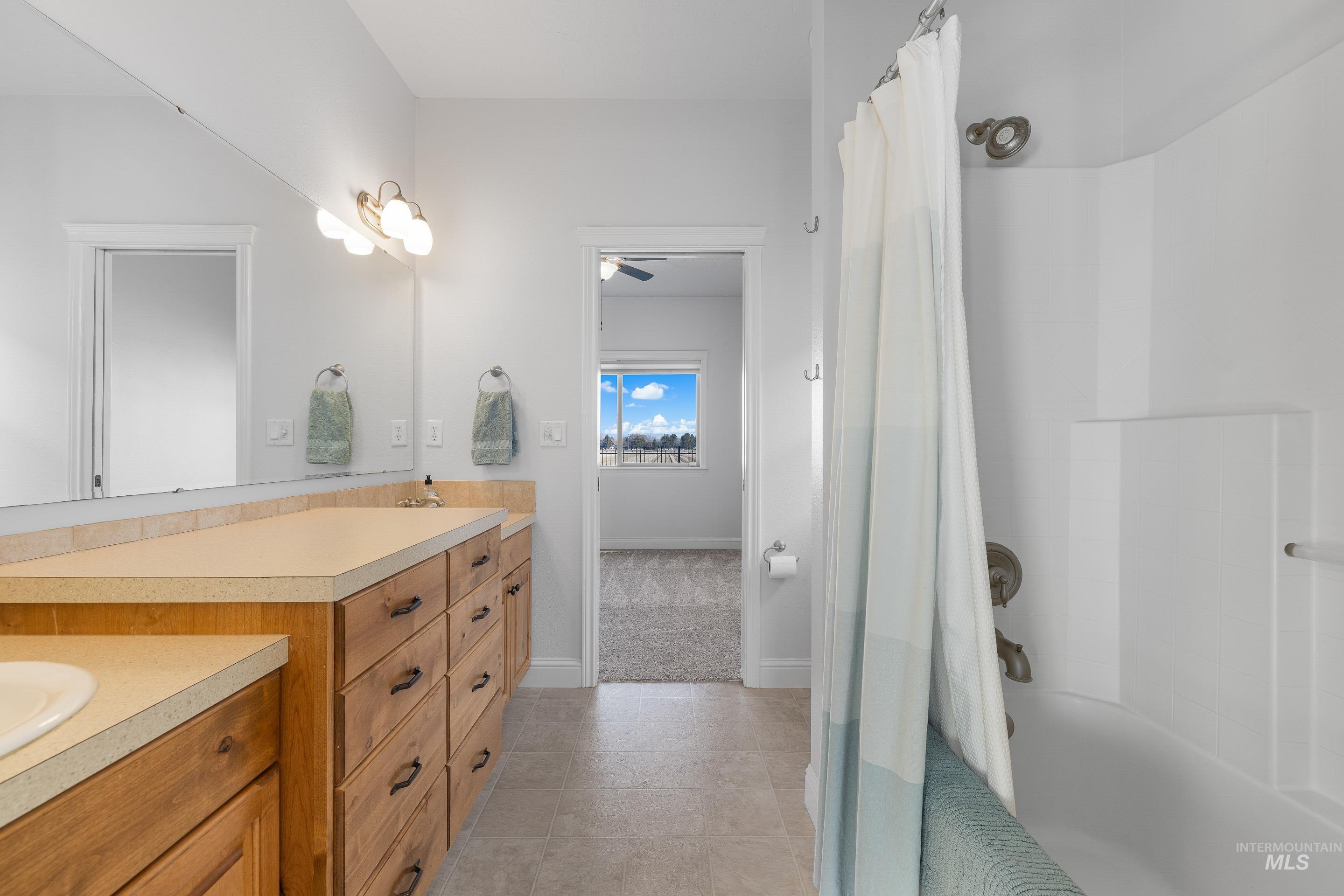 2208 E. Sicily St, Meridian, Idaho 83642, 4 Bedrooms, 3.5 Bathrooms, Residential For Sale, Price $699,900,MLS 98973268