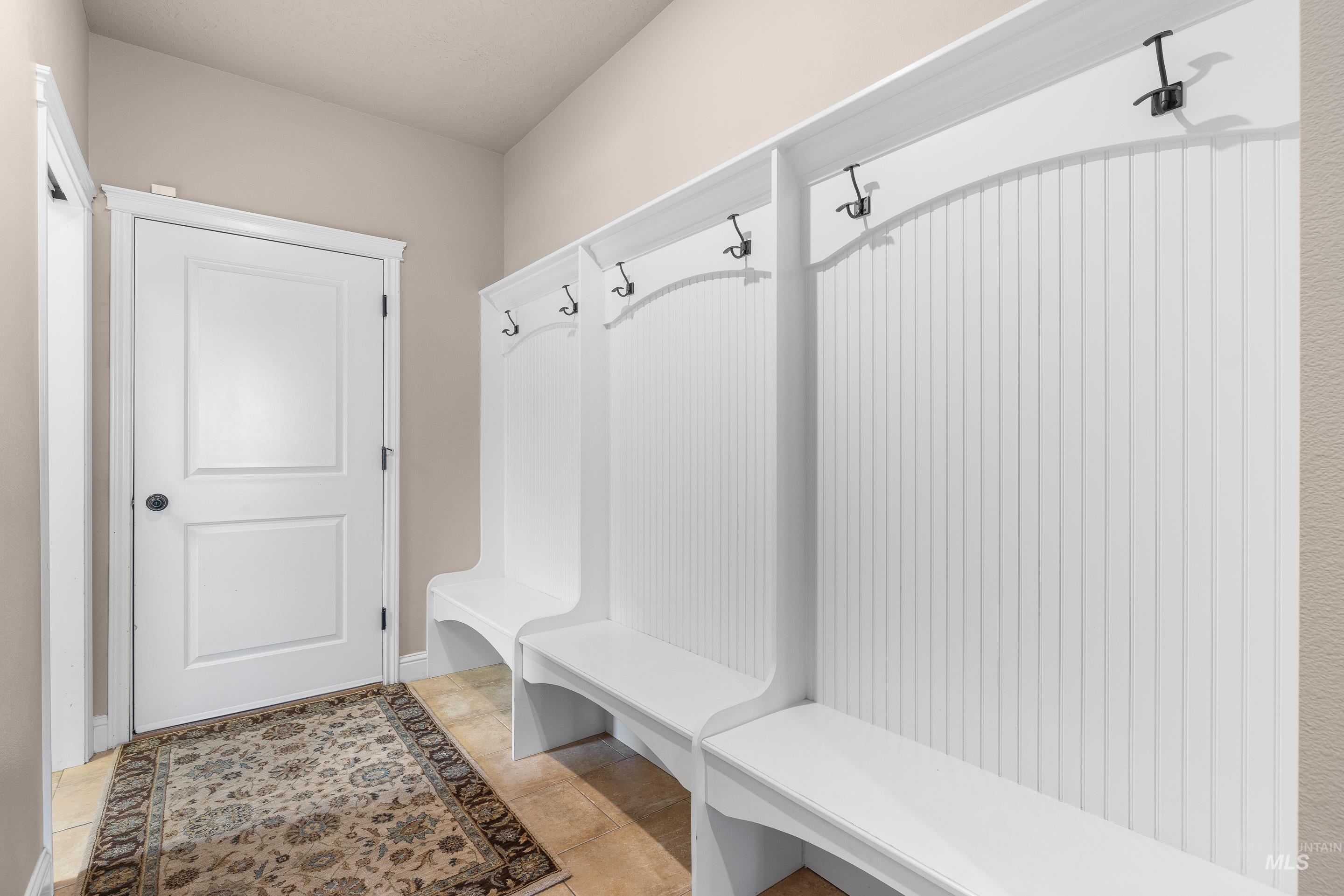 2208 E. Sicily St, Meridian, Idaho 83642, 4 Bedrooms, 3.5 Bathrooms, Residential For Sale, Price $699,900,MLS 98973268