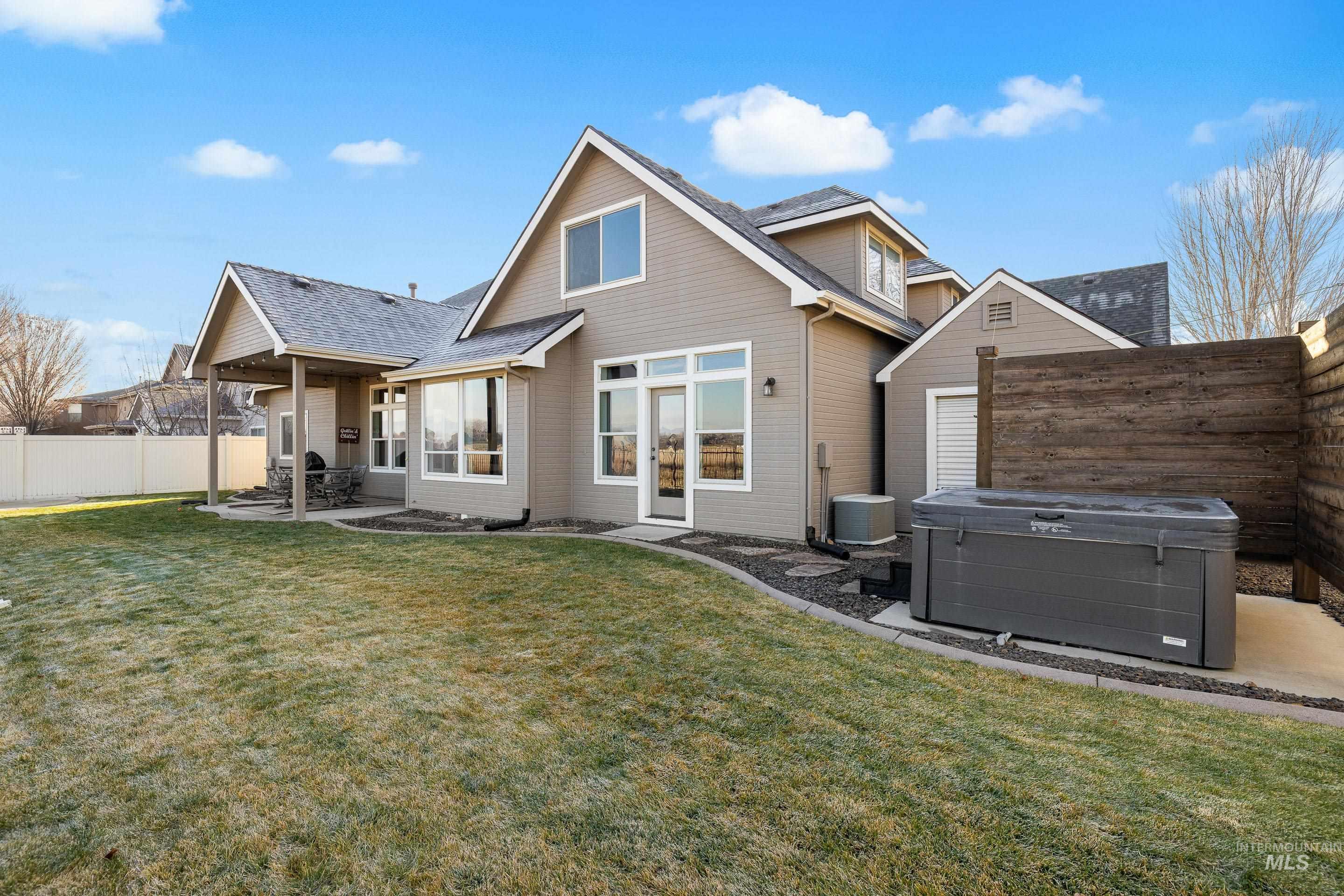 2208 E. Sicily St, Meridian, Idaho 83642, 4 Bedrooms, 3.5 Bathrooms, Residential For Sale, Price $699,900,MLS 98973268