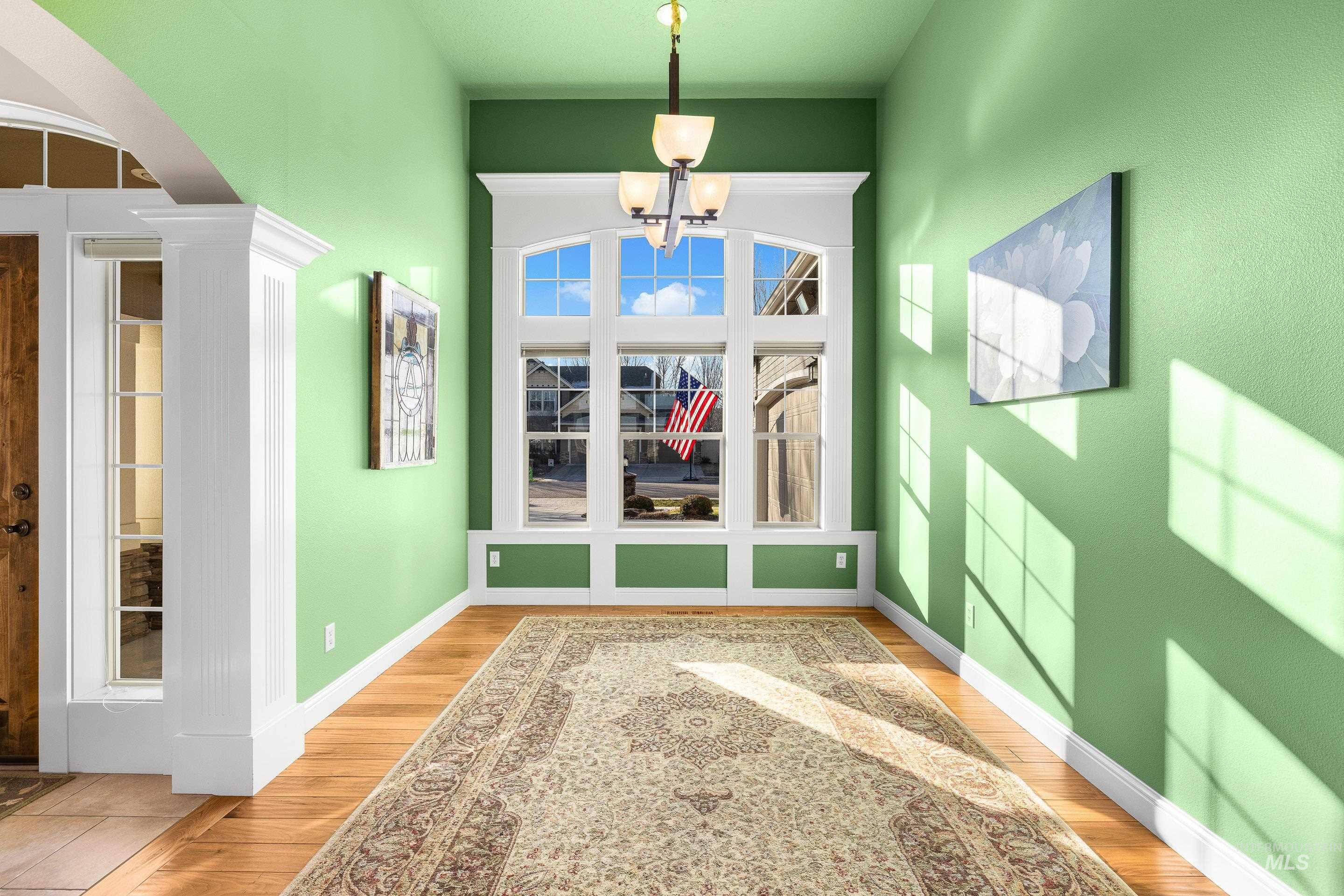 2208 E. Sicily St, Meridian, Idaho 83642, 4 Bedrooms, 3.5 Bathrooms, Residential For Sale, Price $699,900,MLS 98973268