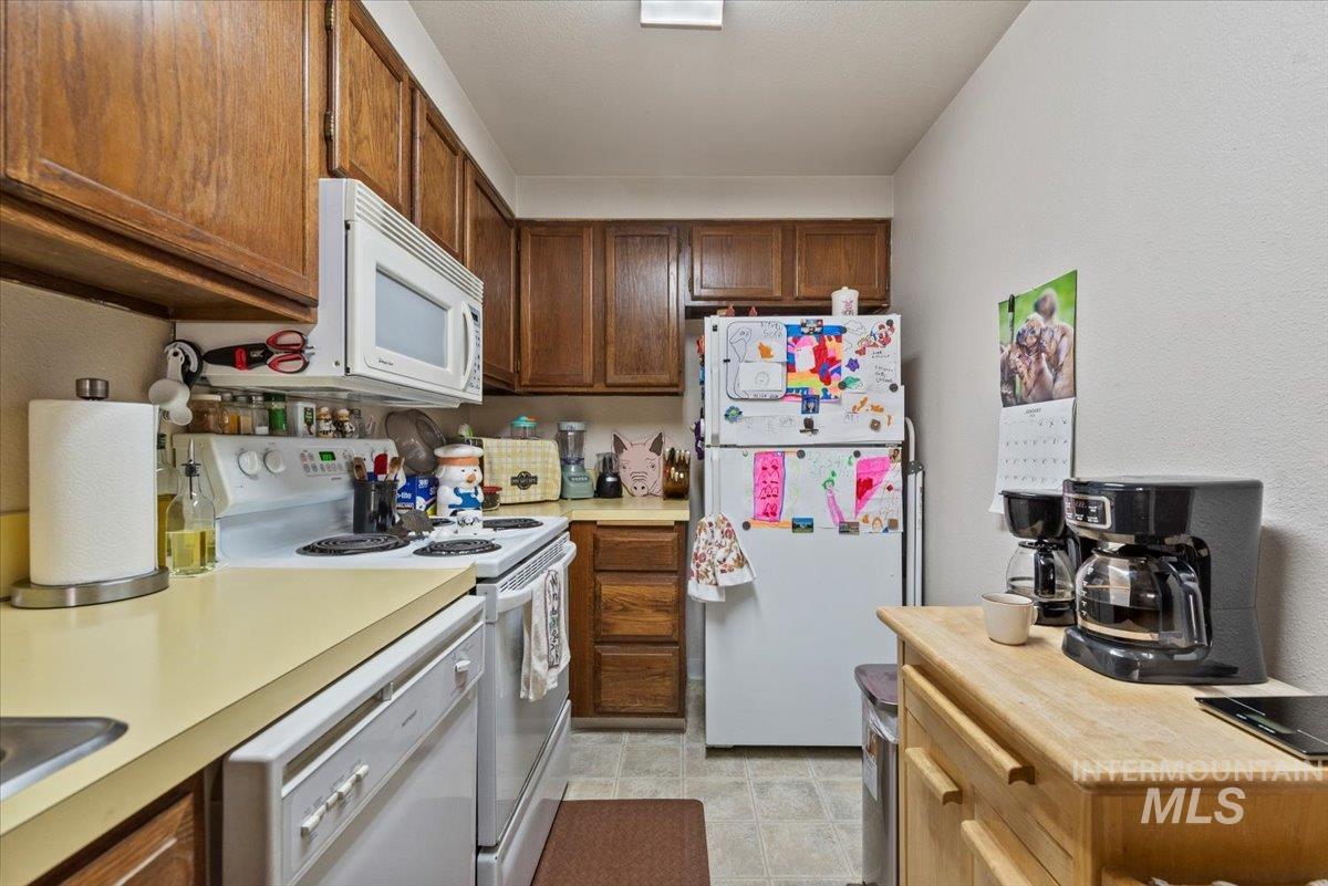 819 N Benjamin Ln, Boise, Idaho 83704, 2 Bedrooms, 1.5 Bathrooms, Residential Income For Sale, Price $849,900,MLS 98973269