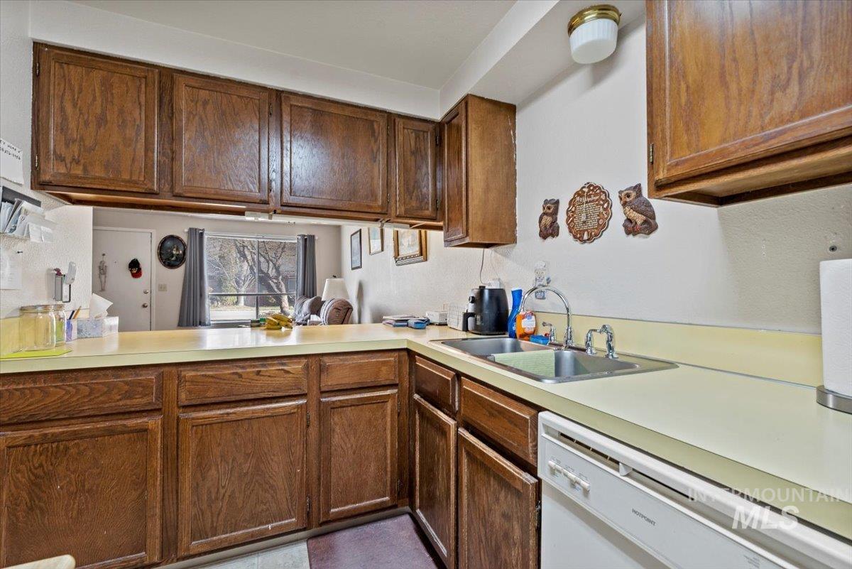 819 N Benjamin Ln, Boise, Idaho 83704, 2 Bedrooms, 1.5 Bathrooms, Residential Income For Sale, Price $849,900,MLS 98973269