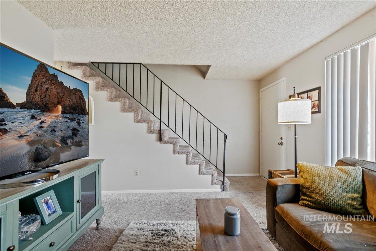 819 N Benjamin Ln, Boise, Idaho 83704, 2 Bedrooms, 1.5 Bathrooms, Residential Income For Sale, Price $849,900,MLS 98973269