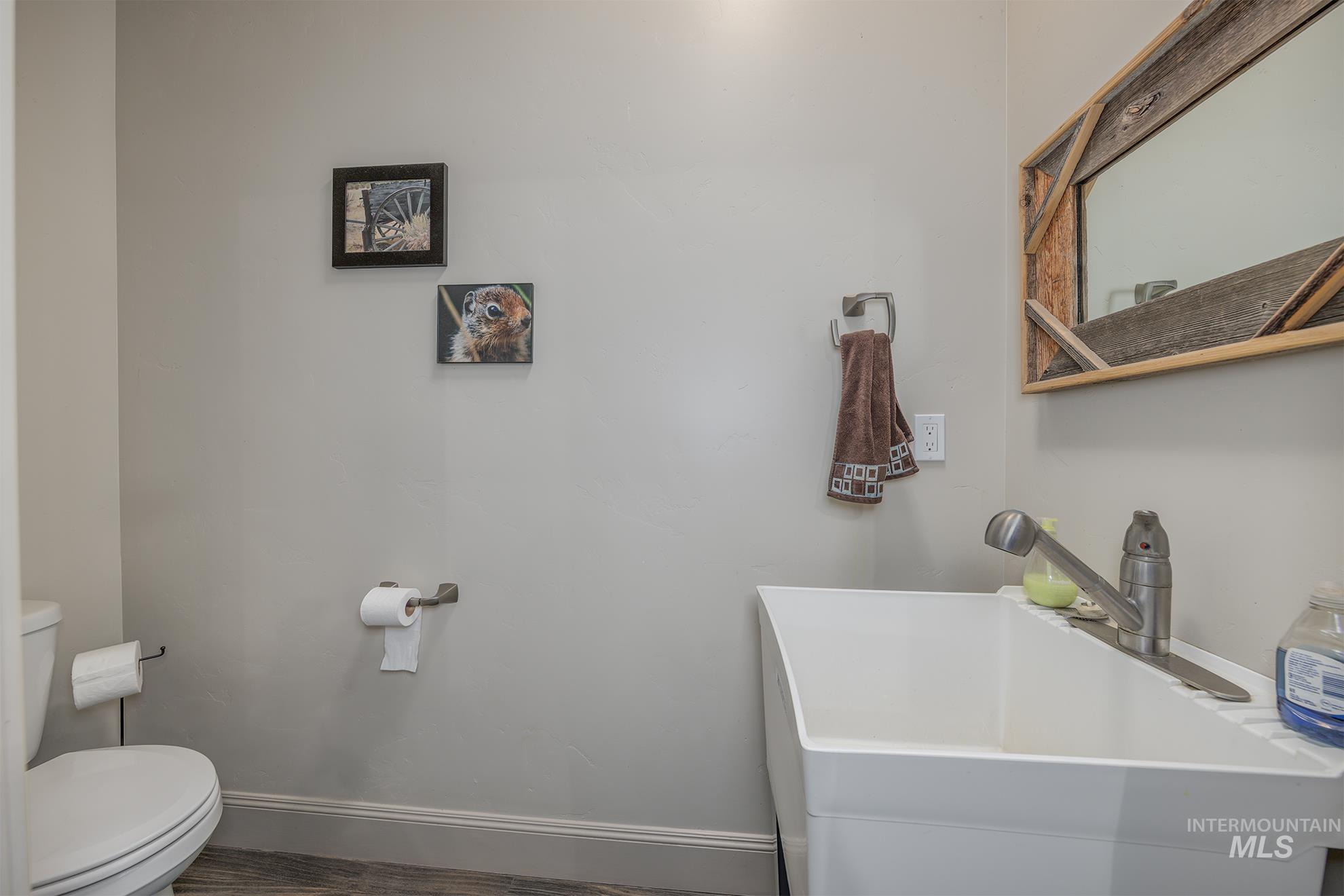 6916 E Brindle Point Dr, Nampa, Idaho 83687, 4 Bedrooms, 2.5 Bathrooms, Residential For Sale, Price $1,320,000,MLS 98973273