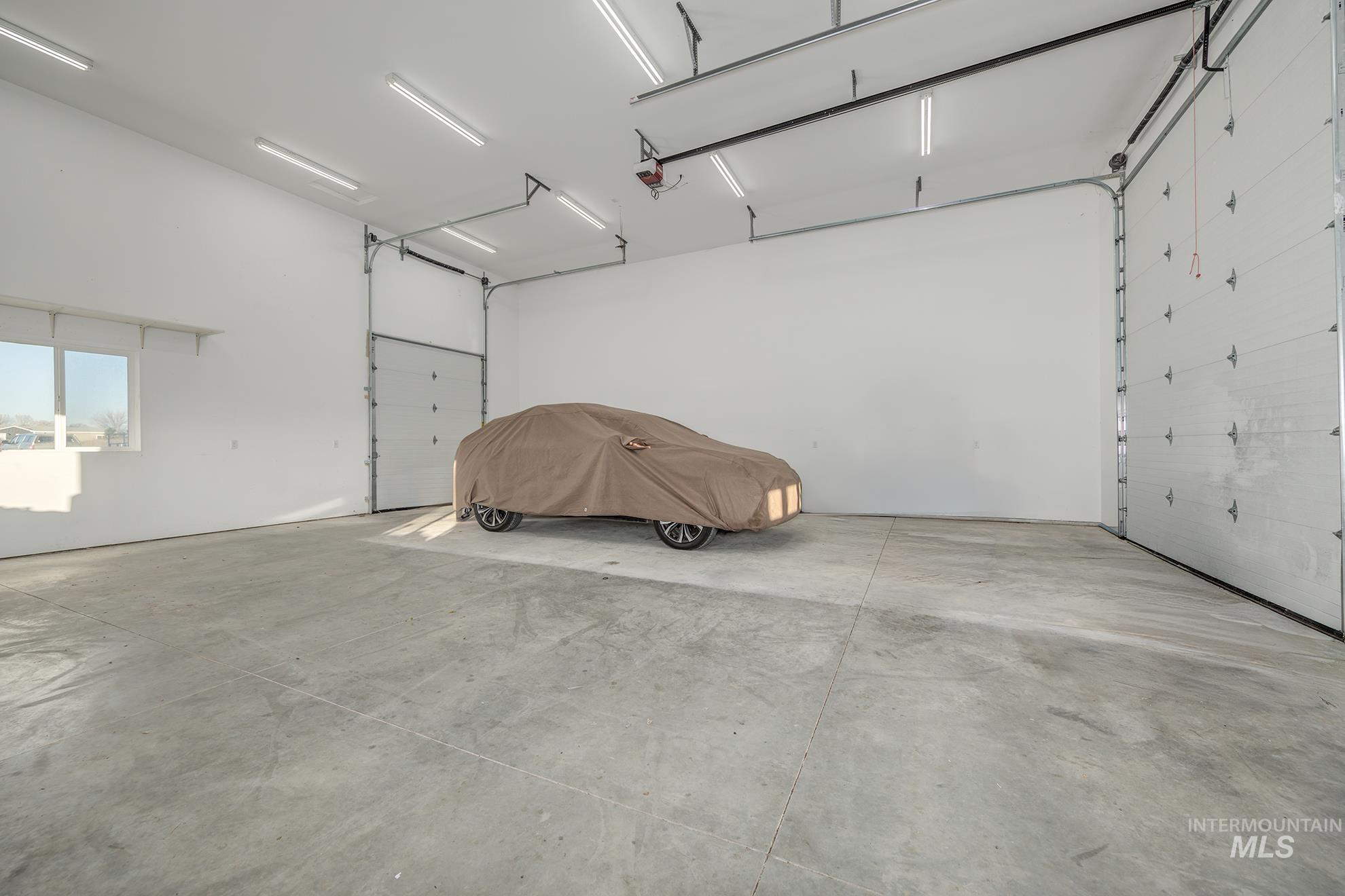 6916 E Brindle Point Dr, Nampa, Idaho 83687, 4 Bedrooms, 2.5 Bathrooms, Residential For Sale, Price $1,320,000,MLS 98973273