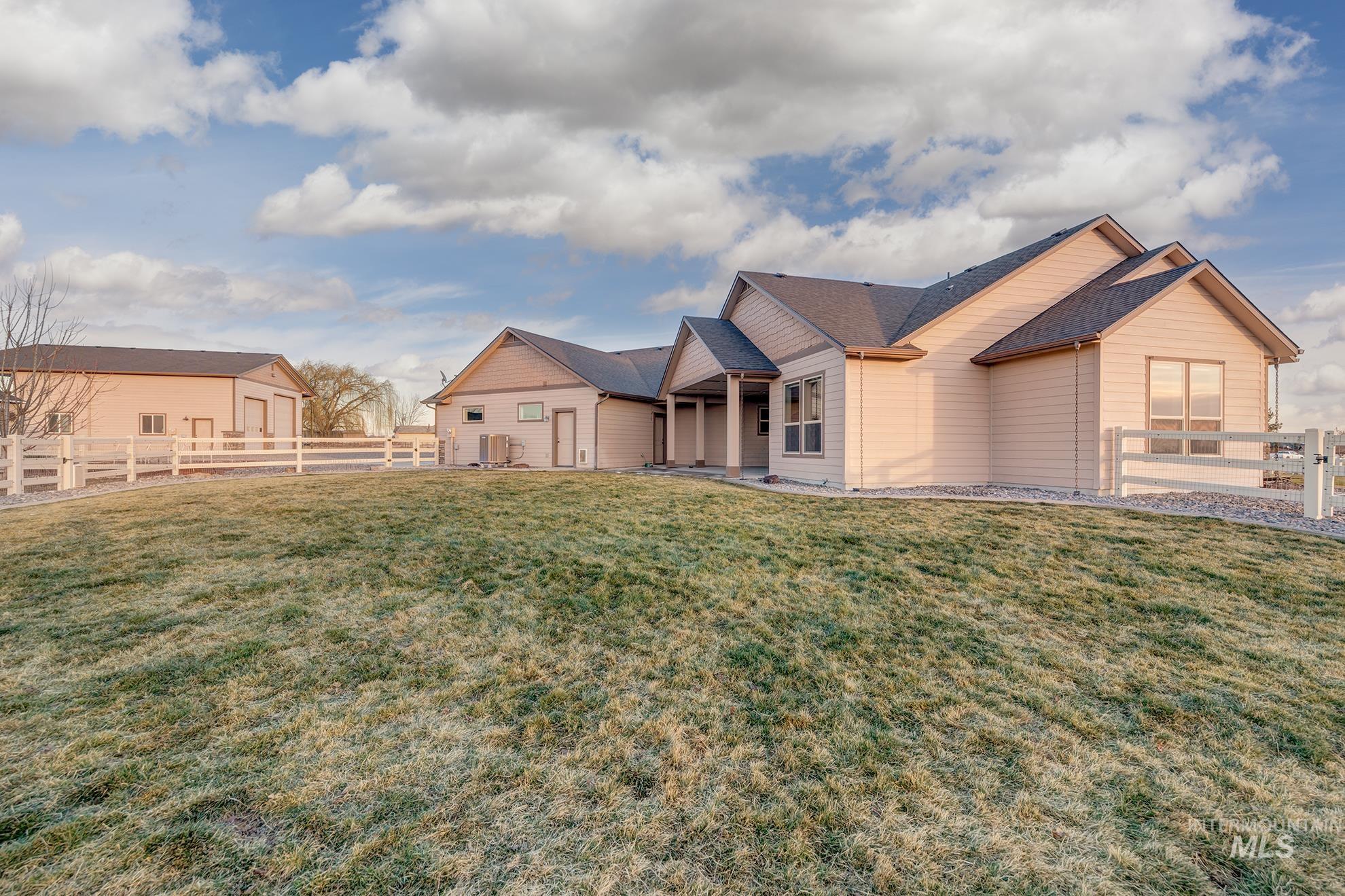 6916 E Brindle Point Dr, Nampa, Idaho 83687, 4 Bedrooms, 2.5 Bathrooms, Residential For Sale, Price $1,320,000,MLS 98973273