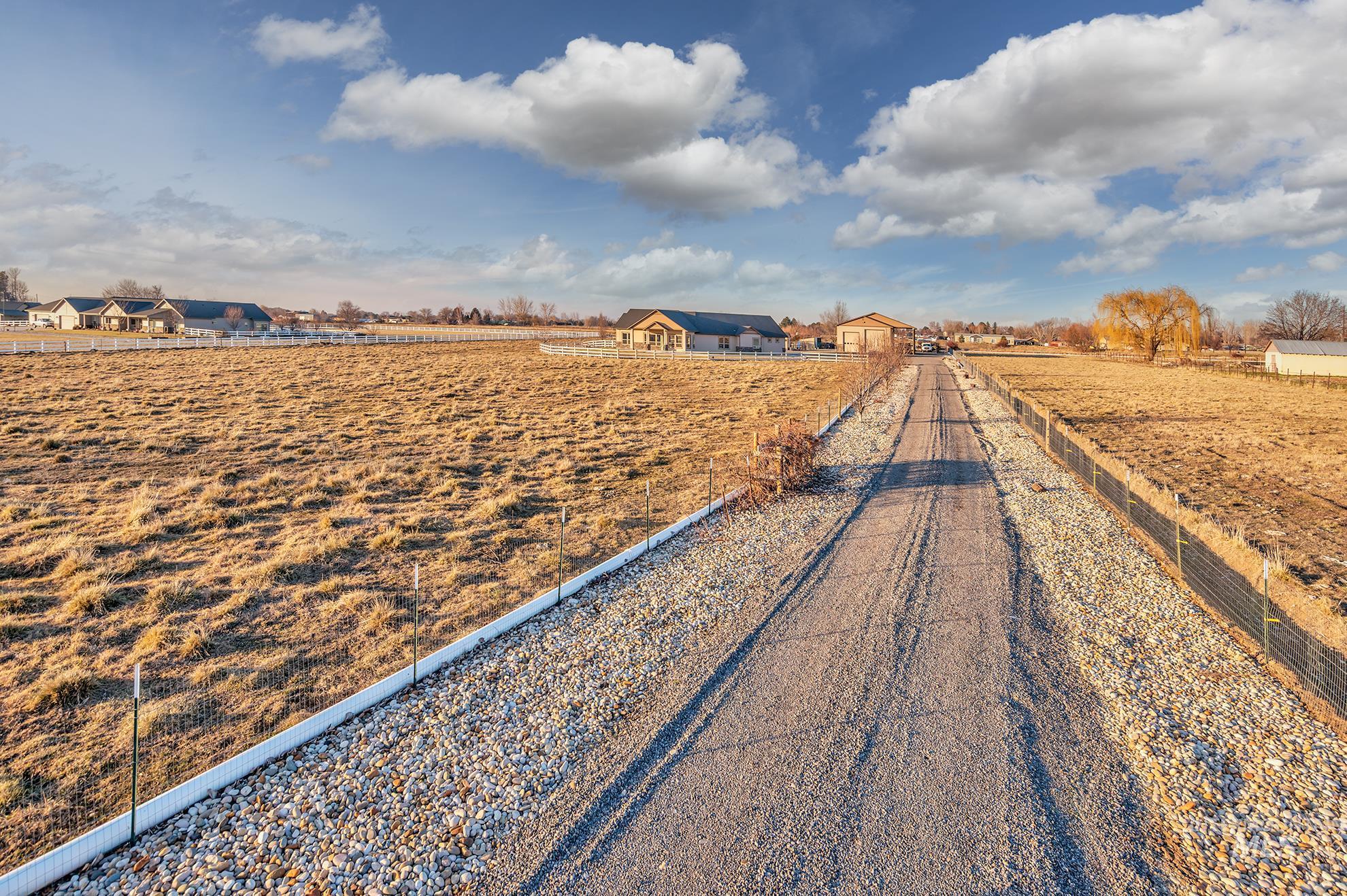 6916 E Brindle Point Dr, Nampa, Idaho 83687, 4 Bedrooms, 2.5 Bathrooms, Residential For Sale, Price $1,320,000,MLS 98973273