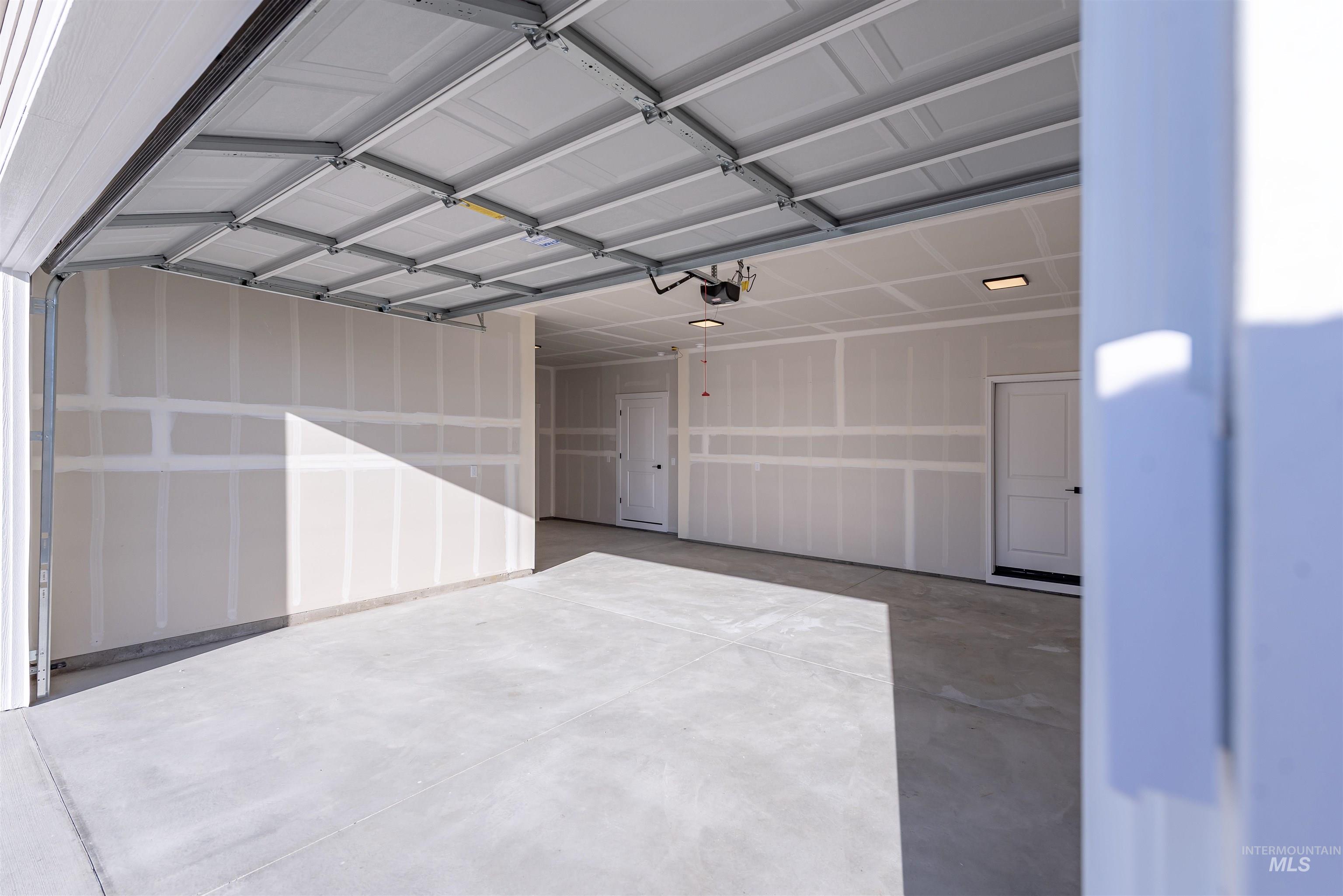 380 S Bumper Way, Boise, Idaho 83716, 3 Bedrooms, 2.5 Bathrooms, Residential For Sale, Price $489,900, 98973274