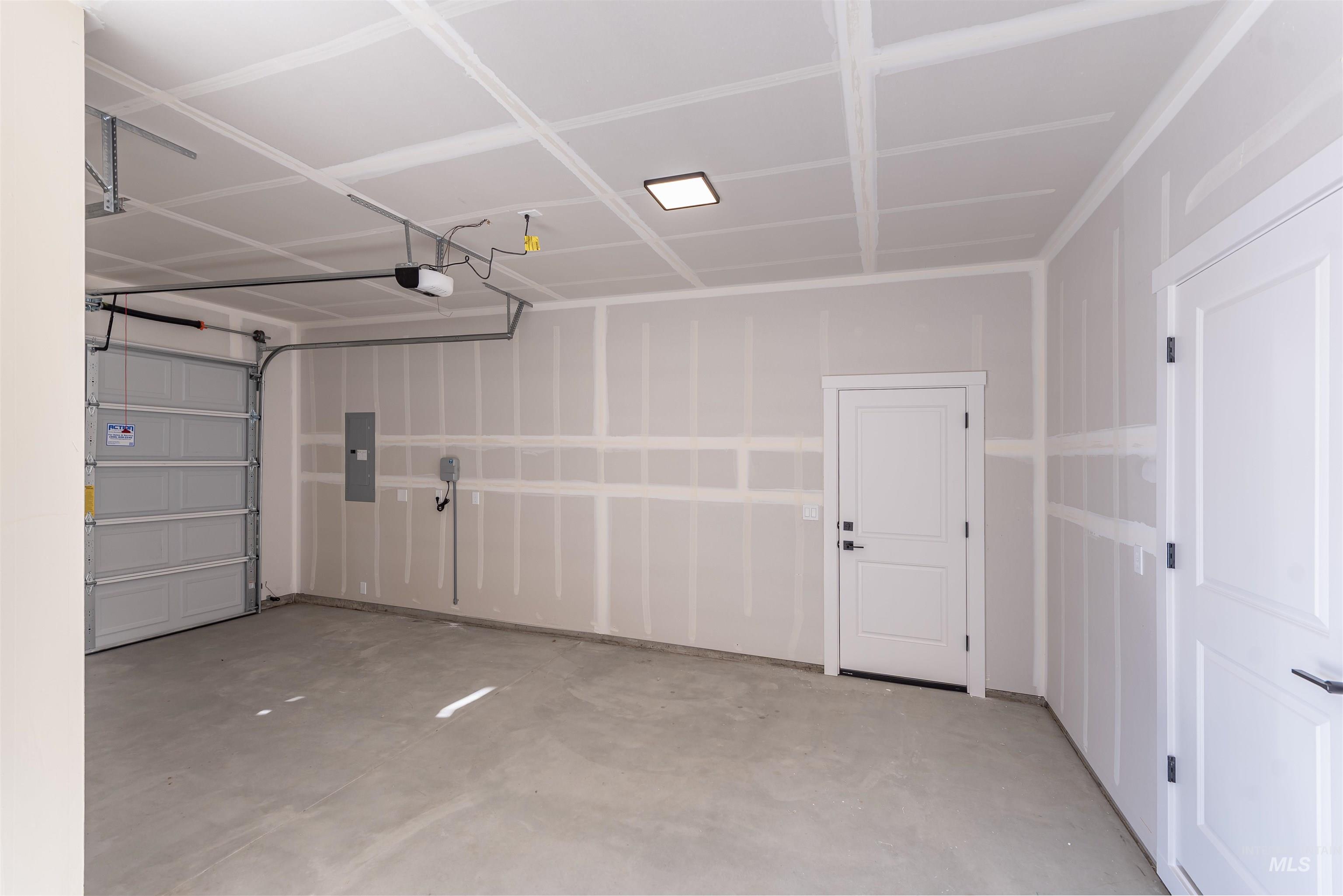 380 S Bumper Way, Boise, Idaho 83716, 3 Bedrooms, 2.5 Bathrooms, Residential For Sale, Price $489,900, 98973274