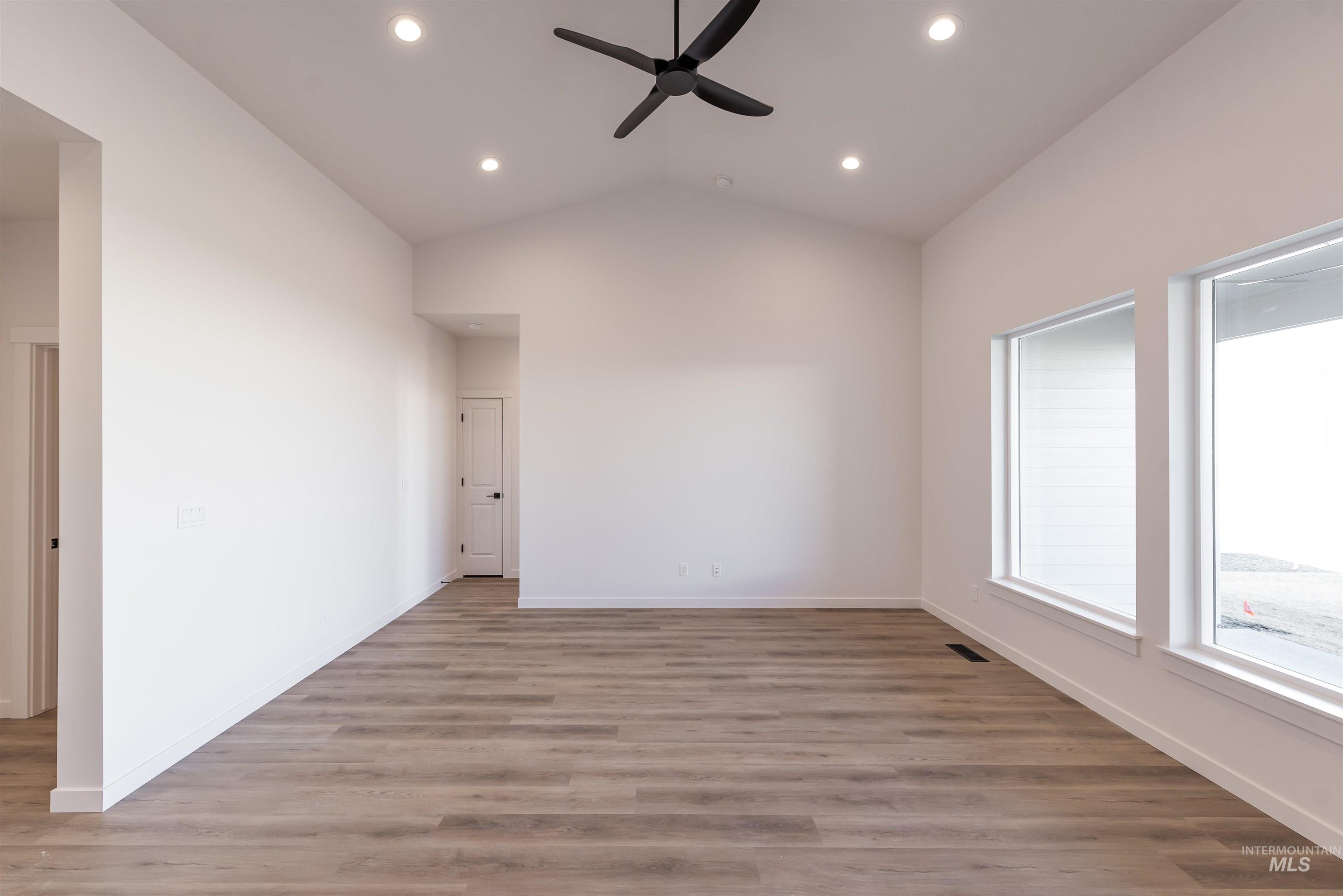 380 S Bumper Way, Boise, Idaho 83716, 3 Bedrooms, 2.5 Bathrooms, Residential For Sale, Price $489,900, 98973274