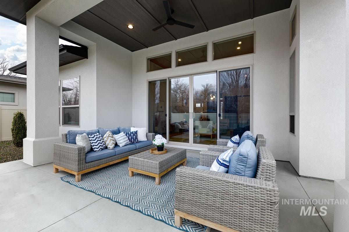 556 W Carnelian Lane, Eagle, Idaho 83616, 3 Bedrooms, 2 Bathrooms, Residential For Sale, Price $799,000,MLS 98973275