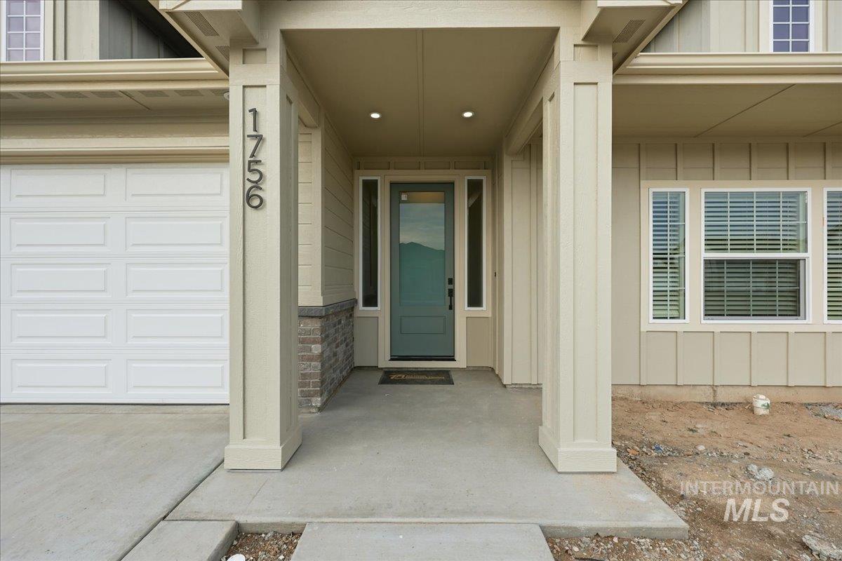 1756 Kayak Rd, Emmett, Idaho 83617, 3 Bedrooms, 2 Bathrooms, Residential For Sale, Price $499,900, 98973276