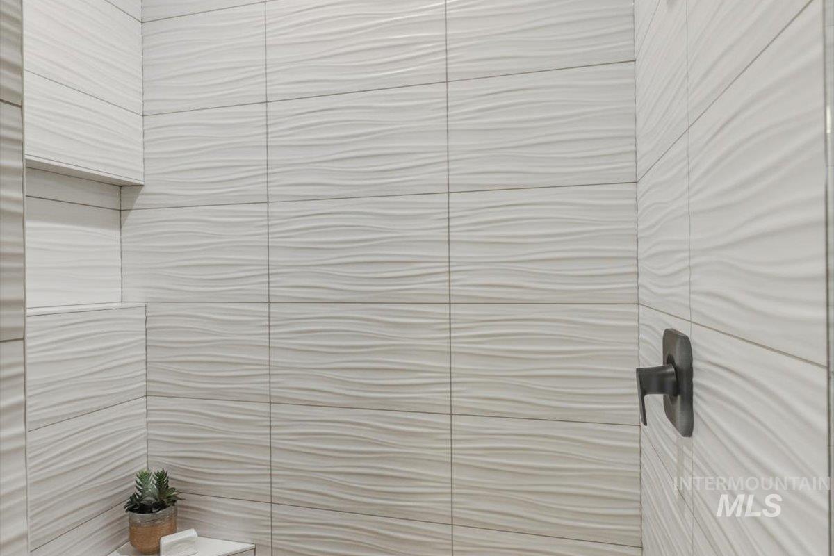 1756 Kayak Rd, Emmett, Idaho 83617, 3 Bedrooms, 2 Bathrooms, Residential For Sale, Price $499,900, 98973276