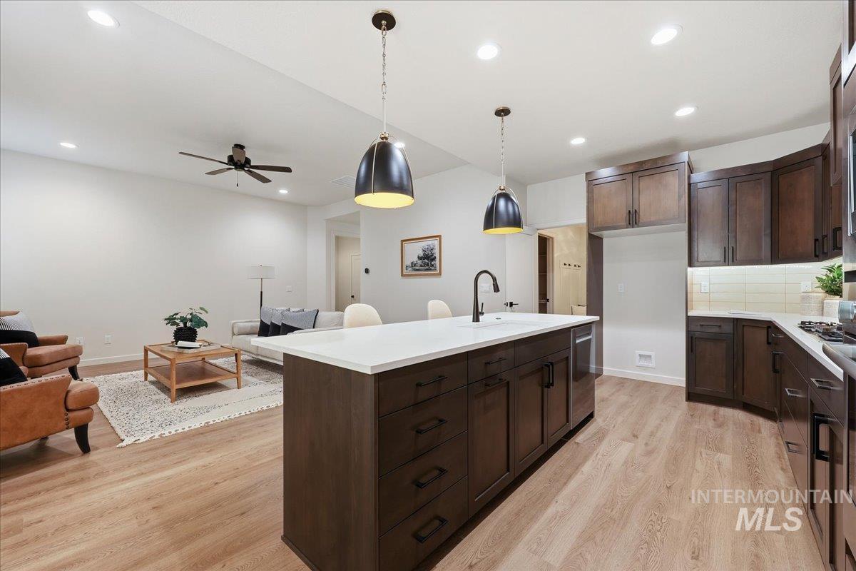 1756 Kayak Rd, Emmett, Idaho 83617, 3 Bedrooms, 2 Bathrooms, Residential For Sale, Price $499,900, 98973276