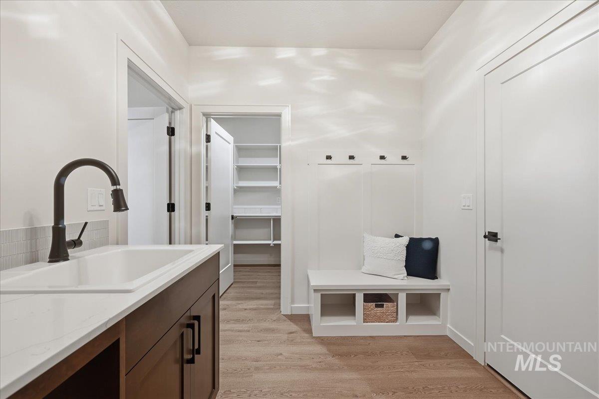 1756 Kayak Rd, Emmett, Idaho 83617, 3 Bedrooms, 2 Bathrooms, Residential For Sale, Price $499,900, 98973276