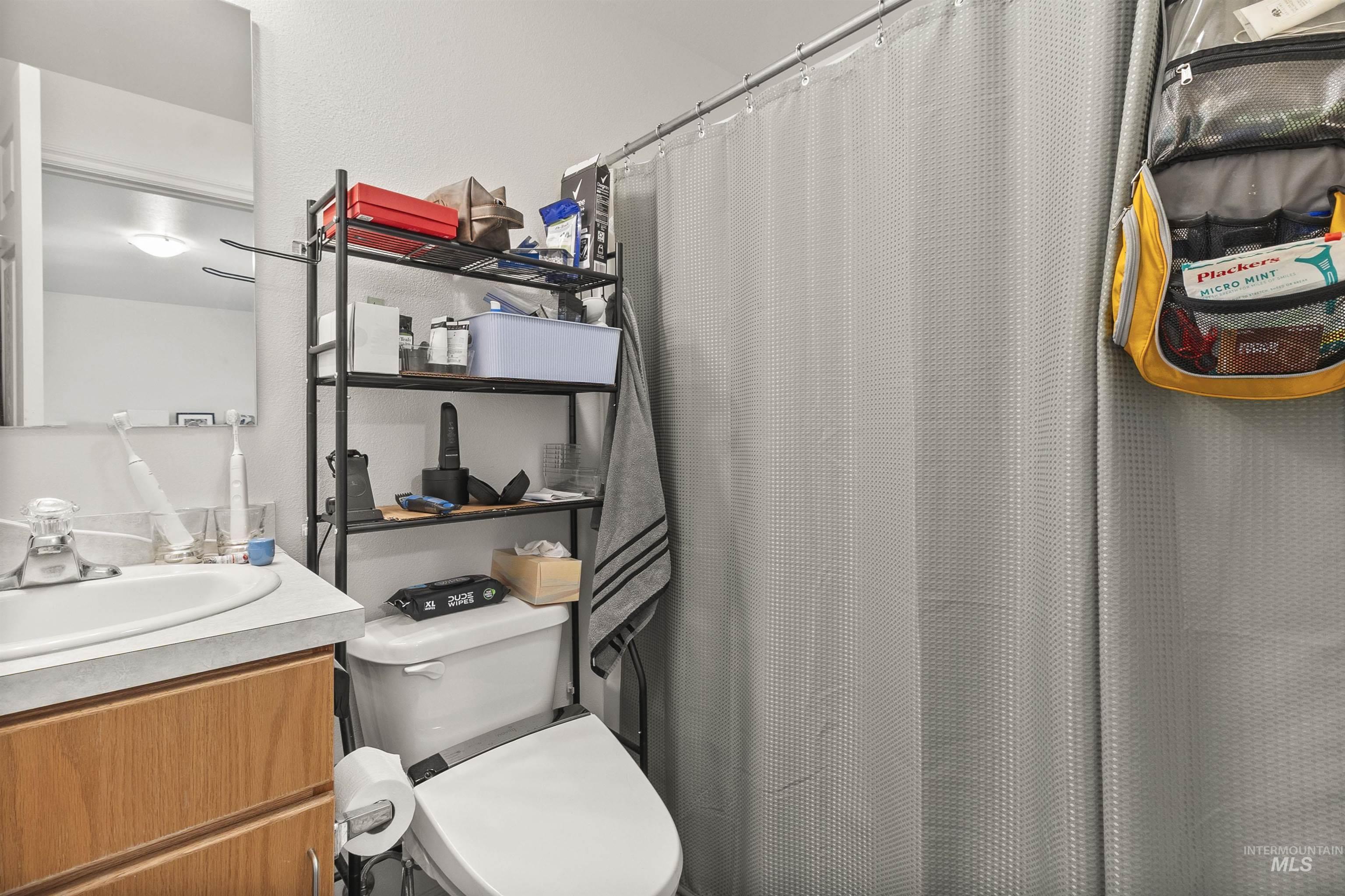 904 Vandal Dr. A-H, Moscow, Idaho 83843, 2 Bedrooms, 2 Bathrooms, Residential Income For Sale, Price $1,300,000,MLS 98973277