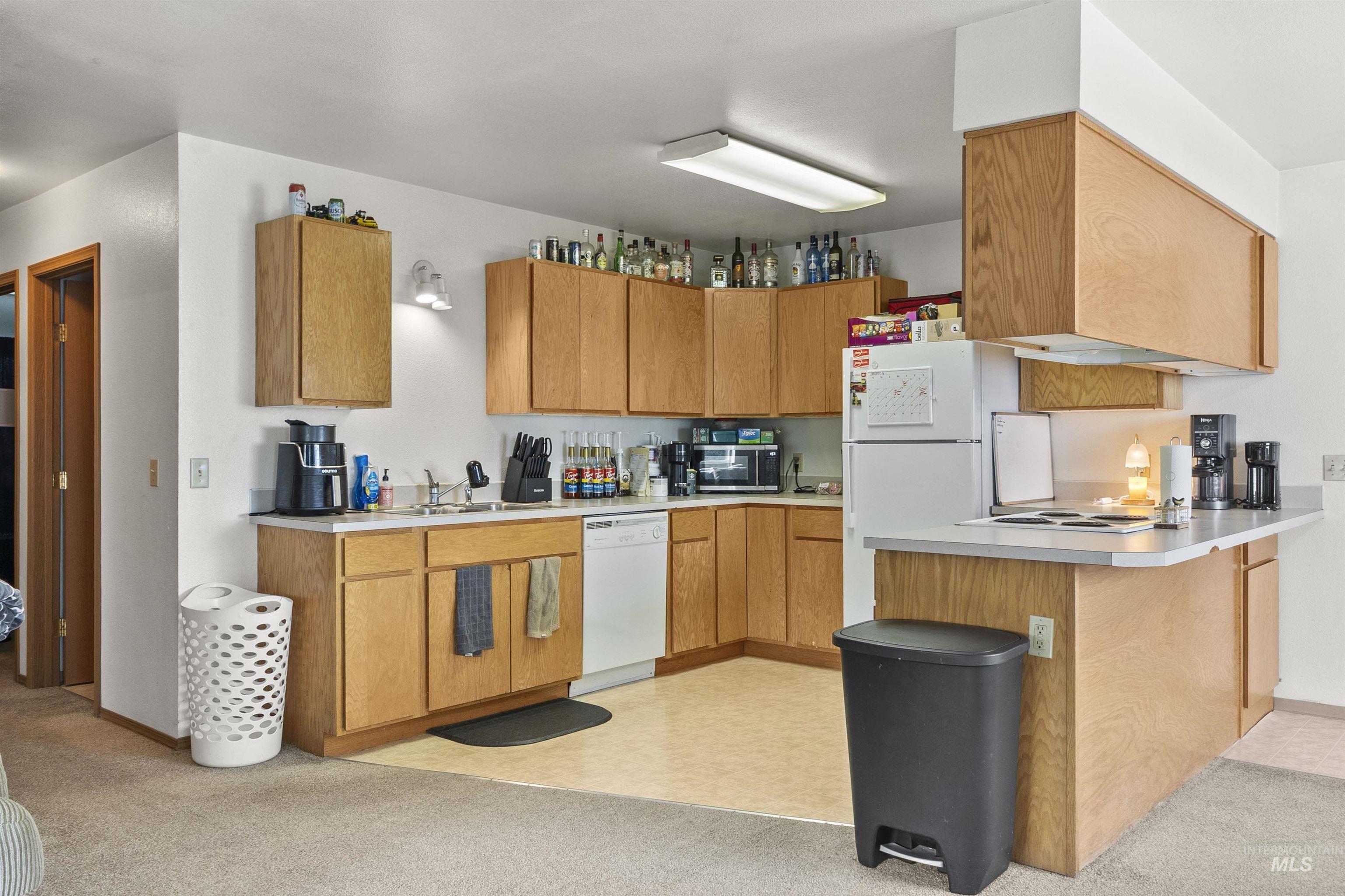 904 Vandal Dr. A-H, Moscow, Idaho 83843, 2 Bedrooms, 2 Bathrooms, Residential Income For Sale, Price $1,300,000,MLS 98973277