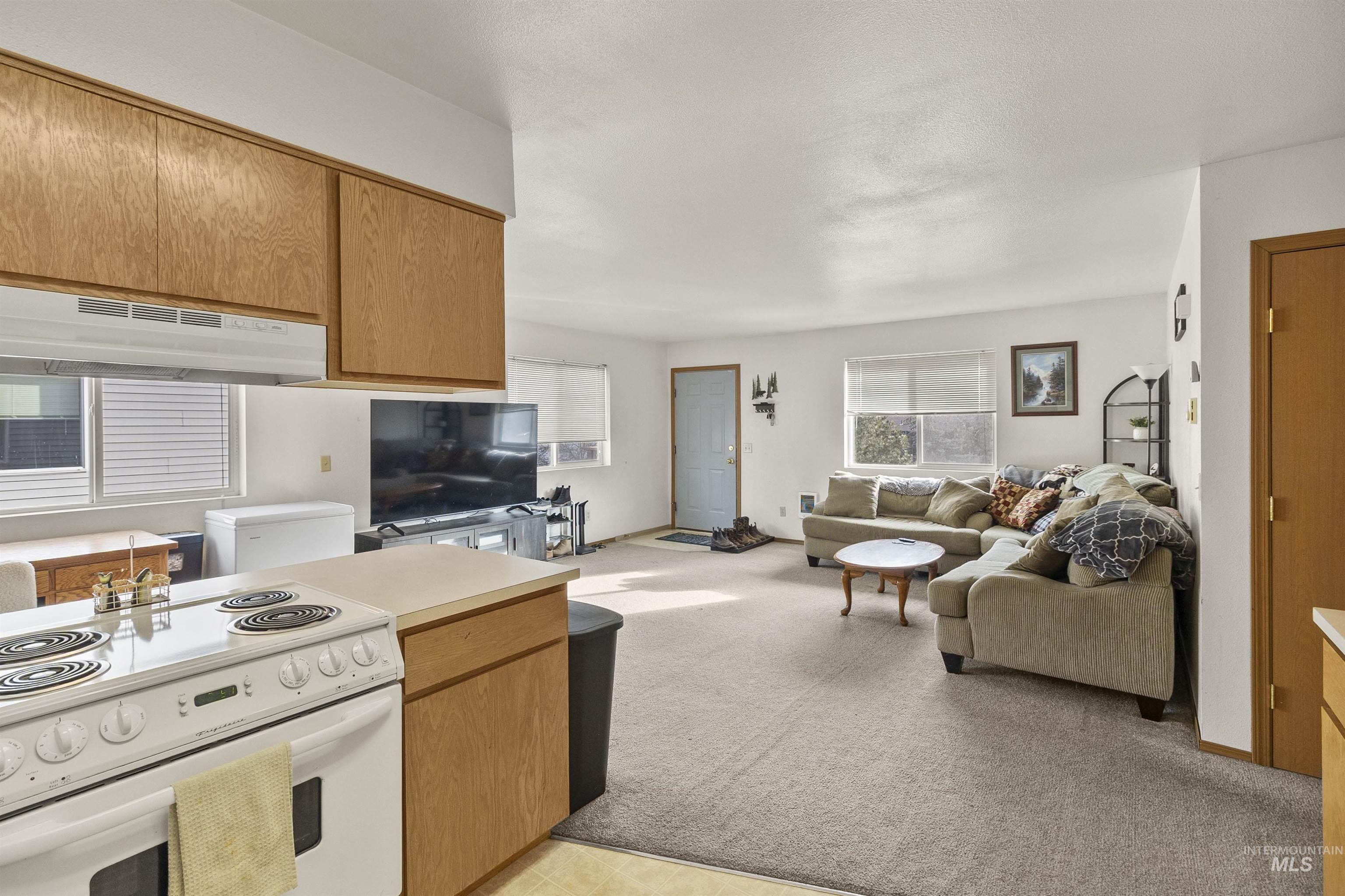 904 Vandal Dr. A-H, Moscow, Idaho 83843, 2 Bedrooms, 2 Bathrooms, Residential Income For Sale, Price $1,300,000,MLS 98973277