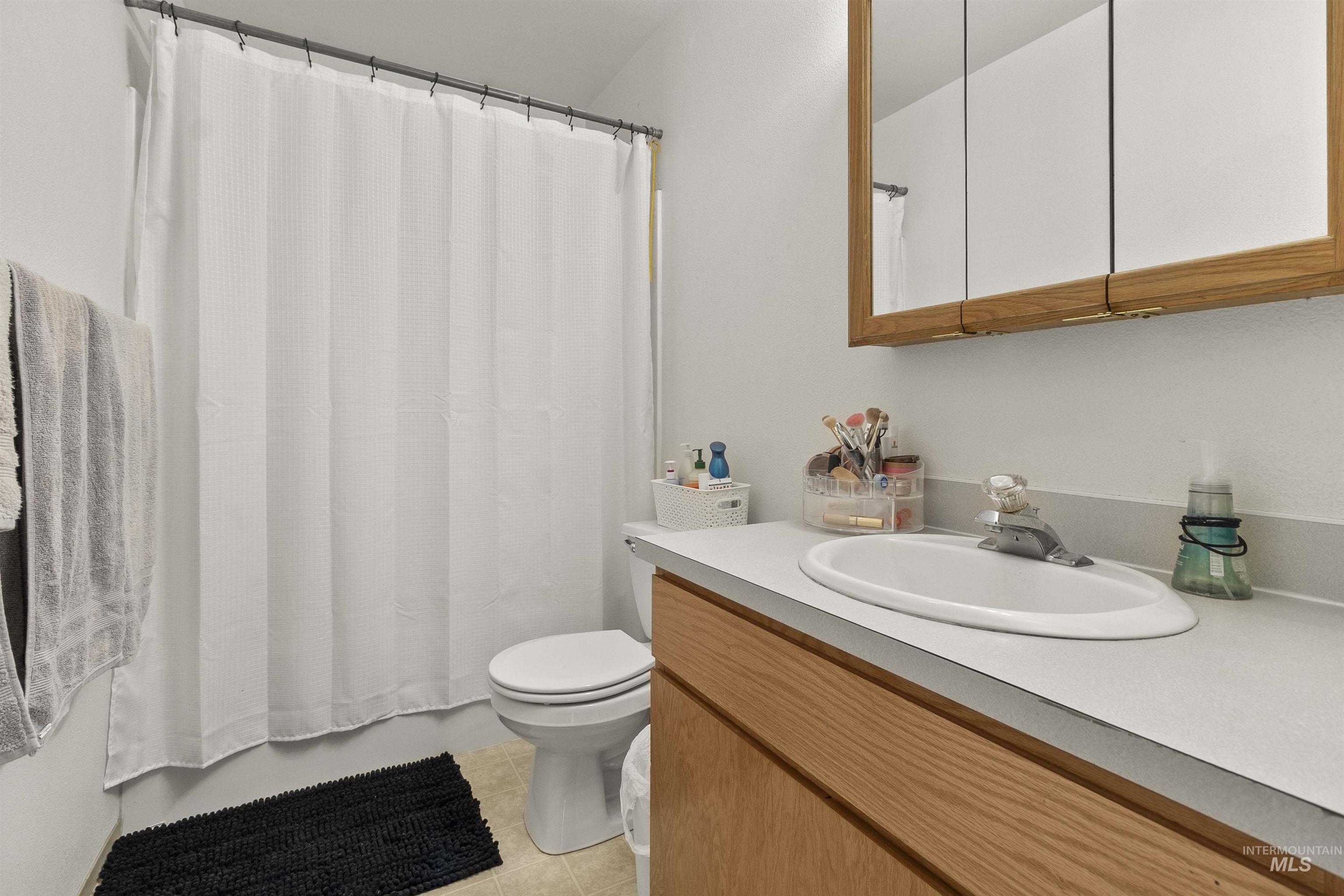 904 Vandal Dr. A-H, Moscow, Idaho 83843, 2 Bedrooms, 2 Bathrooms, Residential Income For Sale, Price $1,300,000,MLS 98973277