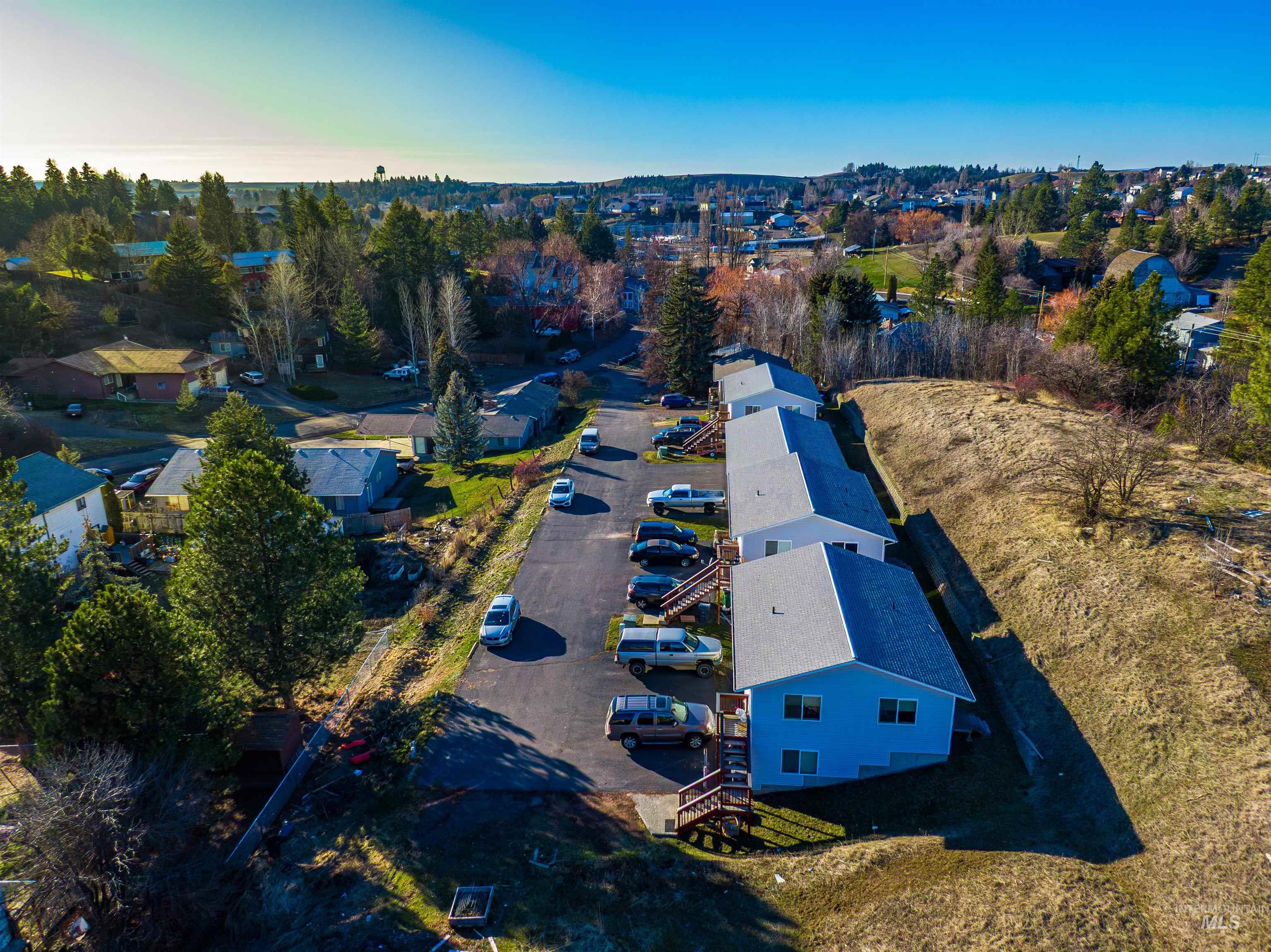 904 Vandal Dr. A-H, Moscow, Idaho 83843, 2 Bedrooms, 2 Bathrooms, Residential Income For Sale, Price $1,300,000,MLS 98973277