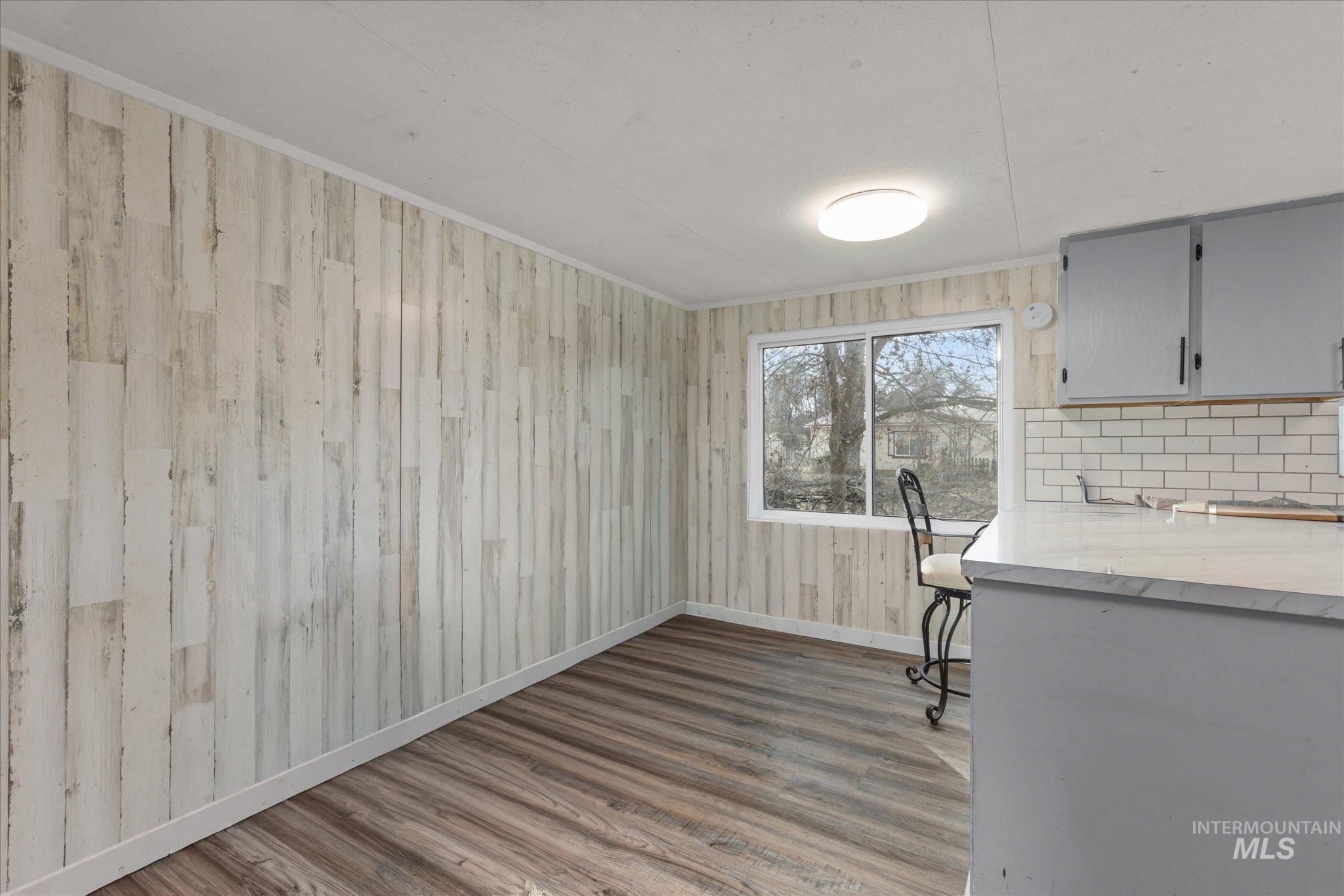 250 SE Locust, New Plymouth, Idaho 83655, 3 Bedrooms, 2 Bathrooms, Residential For Sale, Price $219,900,MLS 98973281