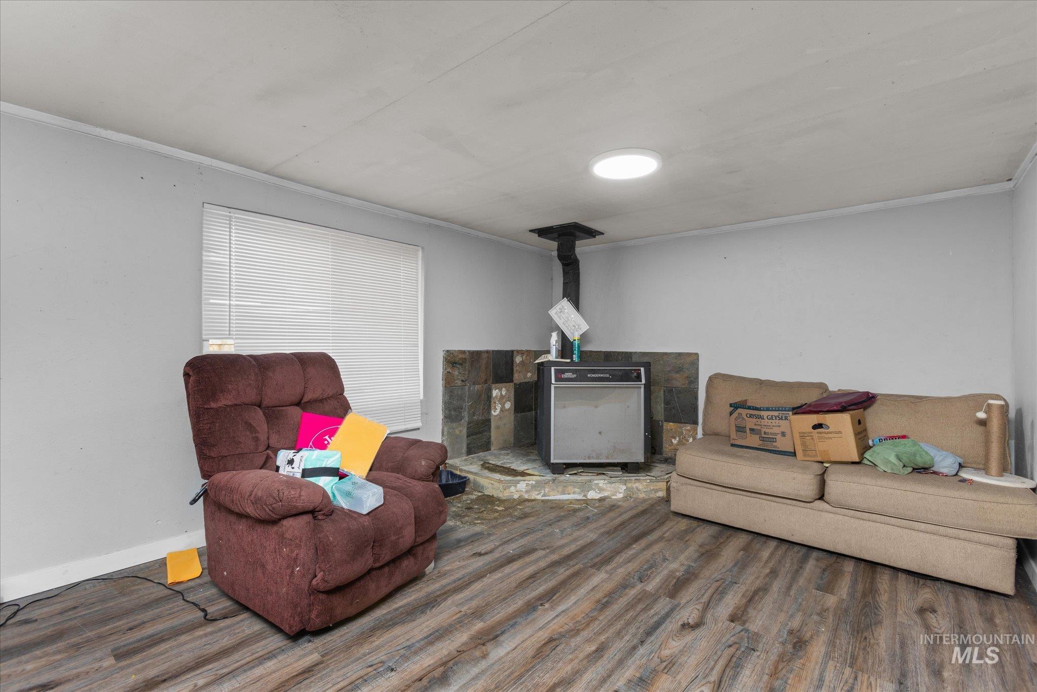 250 SE Locust, New Plymouth, Idaho 83655, 3 Bedrooms, 2 Bathrooms, Residential For Sale, Price $219,900,MLS 98973281