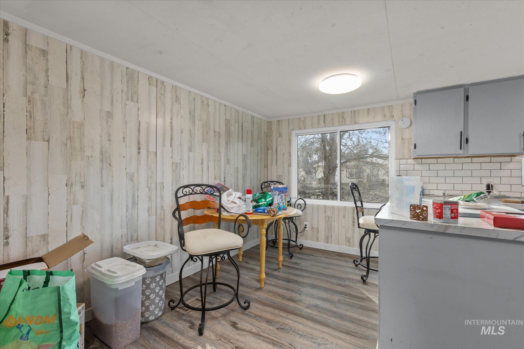 250 SE Locust, New Plymouth, Idaho 83655, 3 Bedrooms, 2 Bathrooms, Residential For Sale, Price $219,900,MLS 98973281