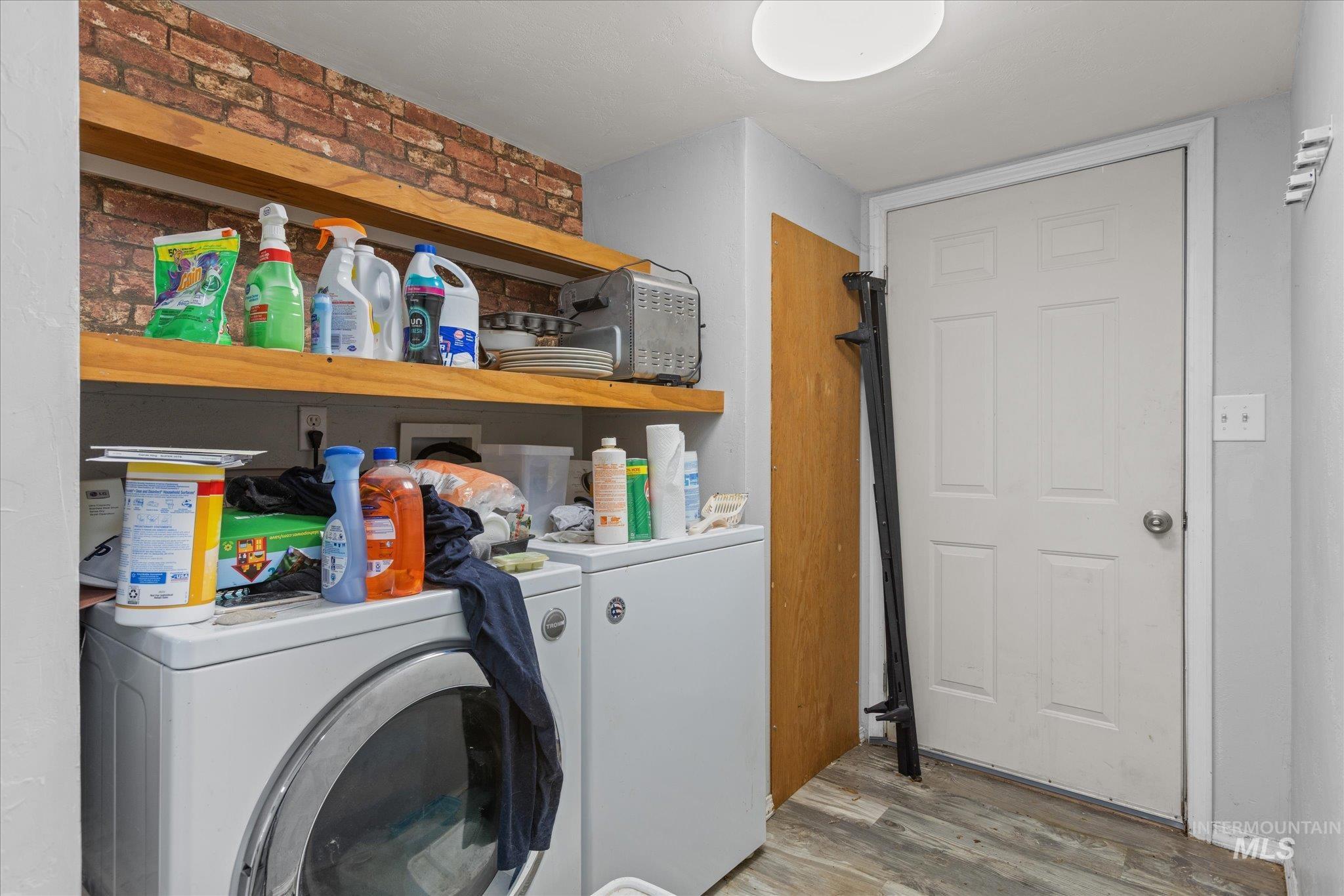 250 SE Locust, New Plymouth, Idaho 83655, 3 Bedrooms, 2 Bathrooms, Residential For Sale, Price $219,900,MLS 98973281