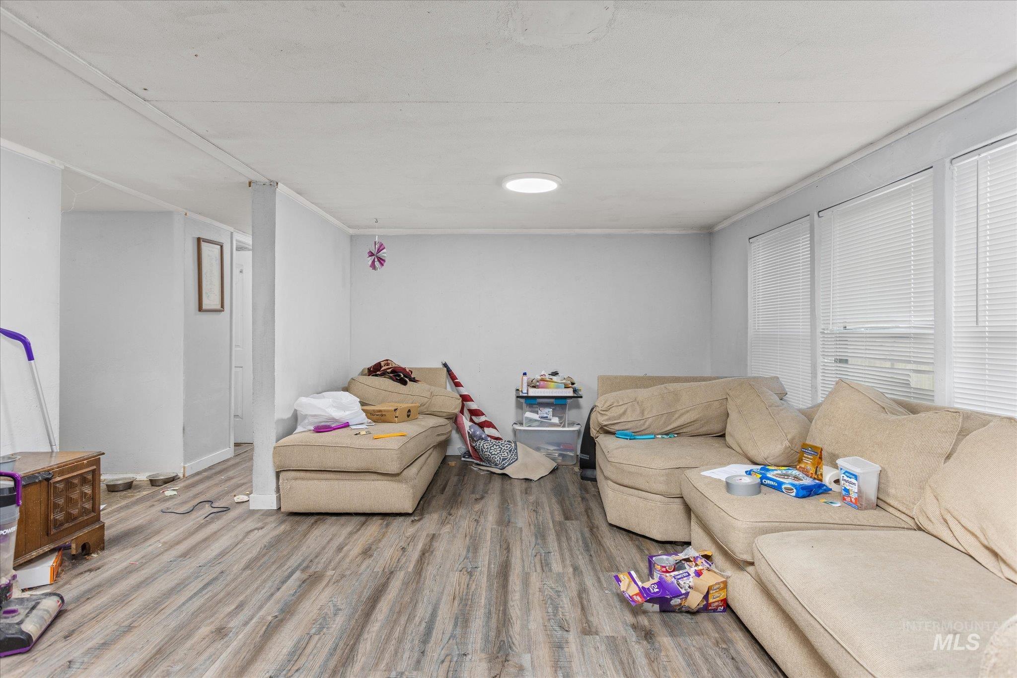 250 SE Locust, New Plymouth, Idaho 83655, 3 Bedrooms, 2 Bathrooms, Residential For Sale, Price $219,900,MLS 98973281