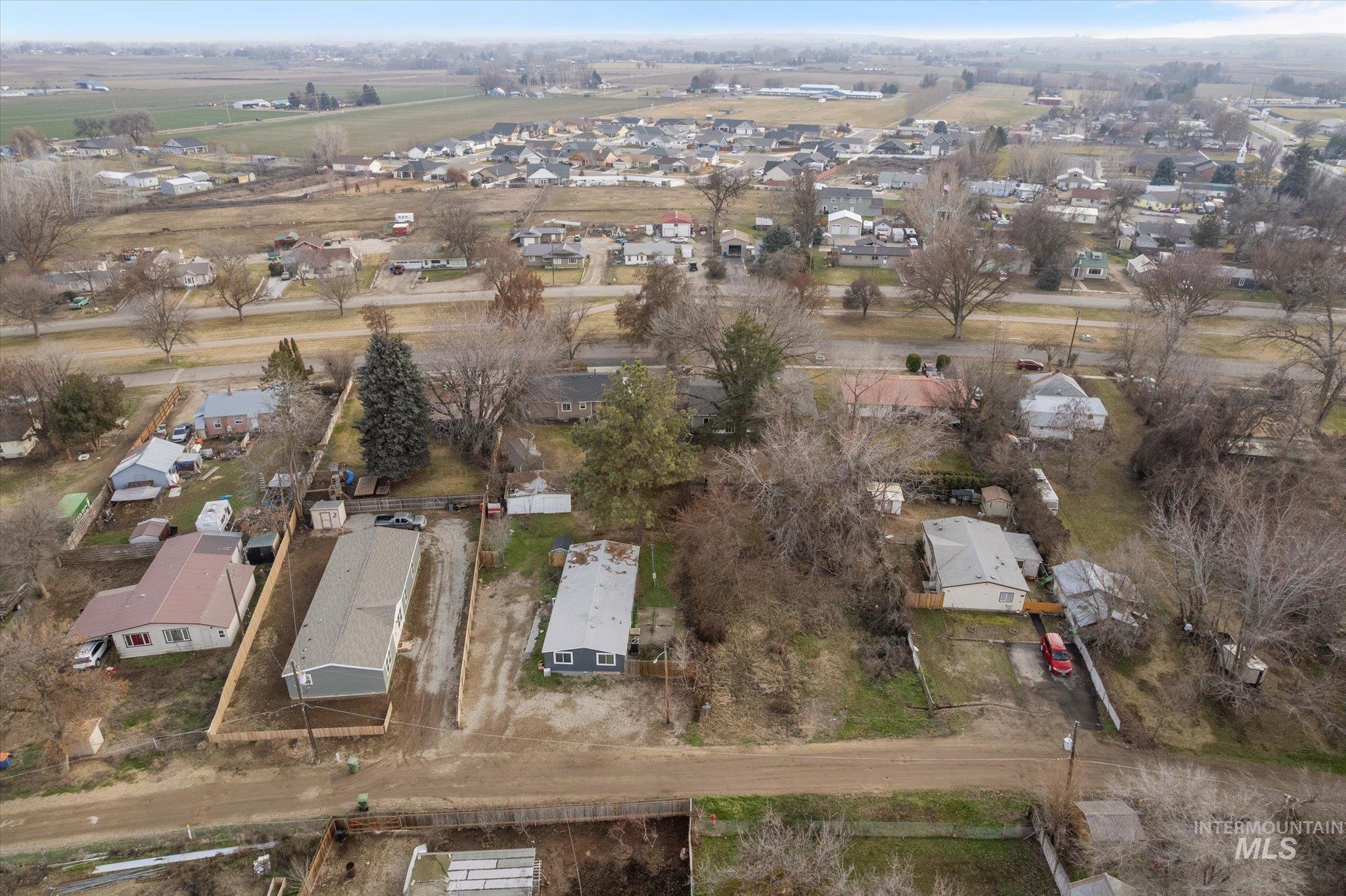 250 SE Locust, New Plymouth, Idaho 83655, 3 Bedrooms, 2 Bathrooms, Residential For Sale, Price $219,900,MLS 98973281