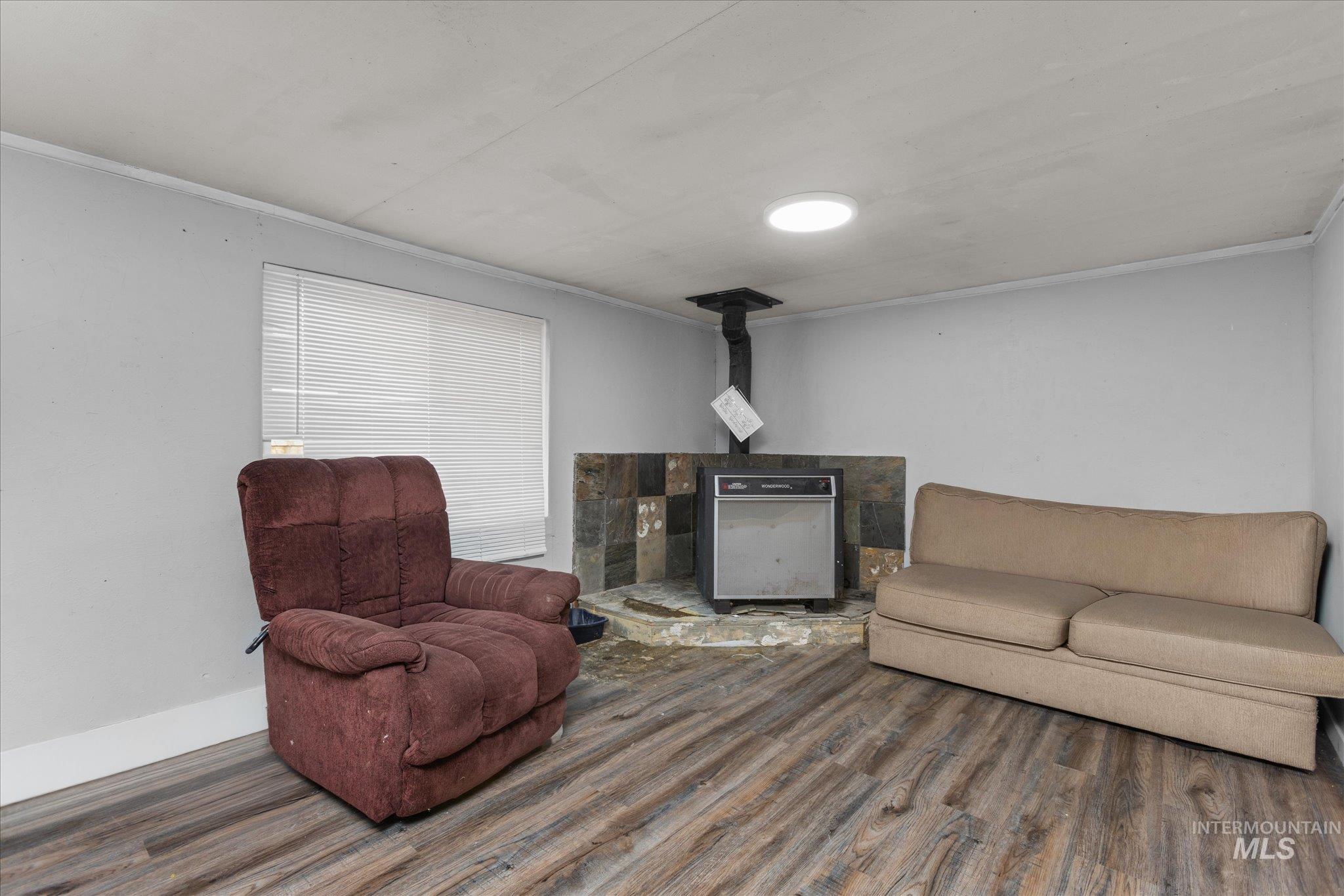 250 SE Locust, New Plymouth, Idaho 83655, 3 Bedrooms, 2 Bathrooms, Residential For Sale, Price $219,900,MLS 98973281