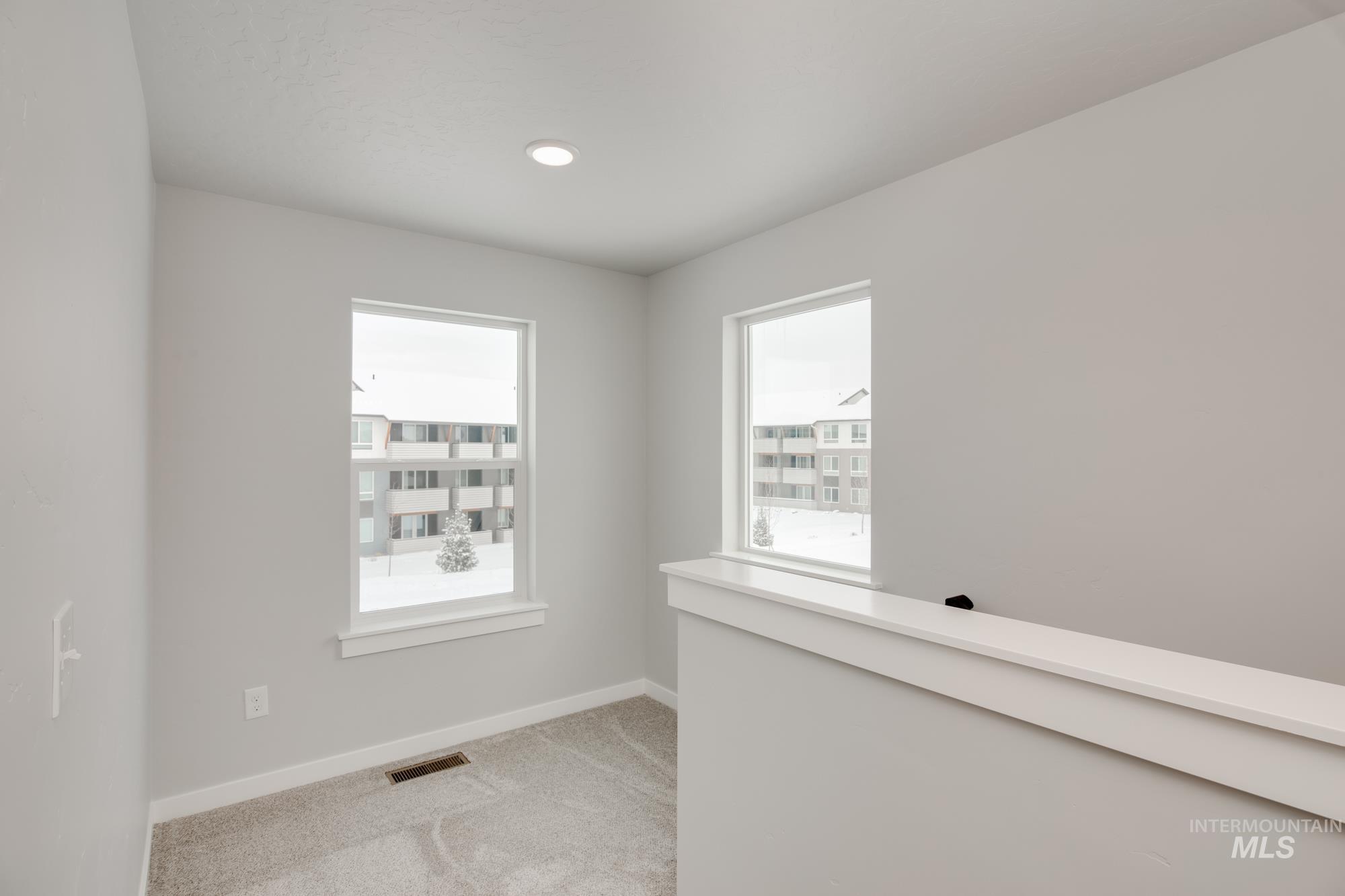 242 Caribou Ct, Horseshoe Bend, Idaho 83629, 3 Bedrooms, 2.5 Bathrooms, Residential For Sale, Price $354,990,MLS 98973282