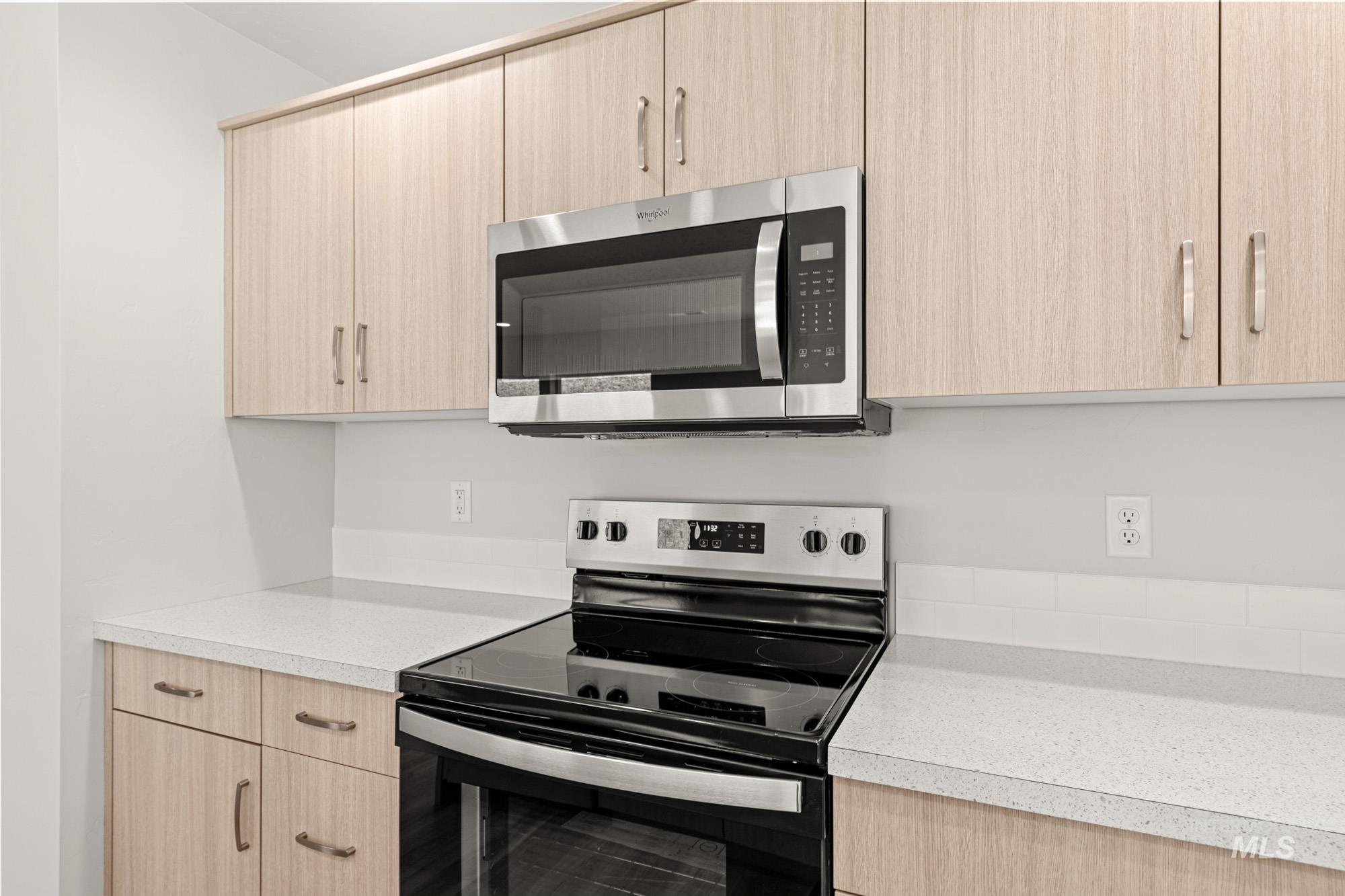 242 Caribou Ct, Horseshoe Bend, Idaho 83629, 3 Bedrooms, 2.5 Bathrooms, Residential For Sale, Price $354,990, 98973282