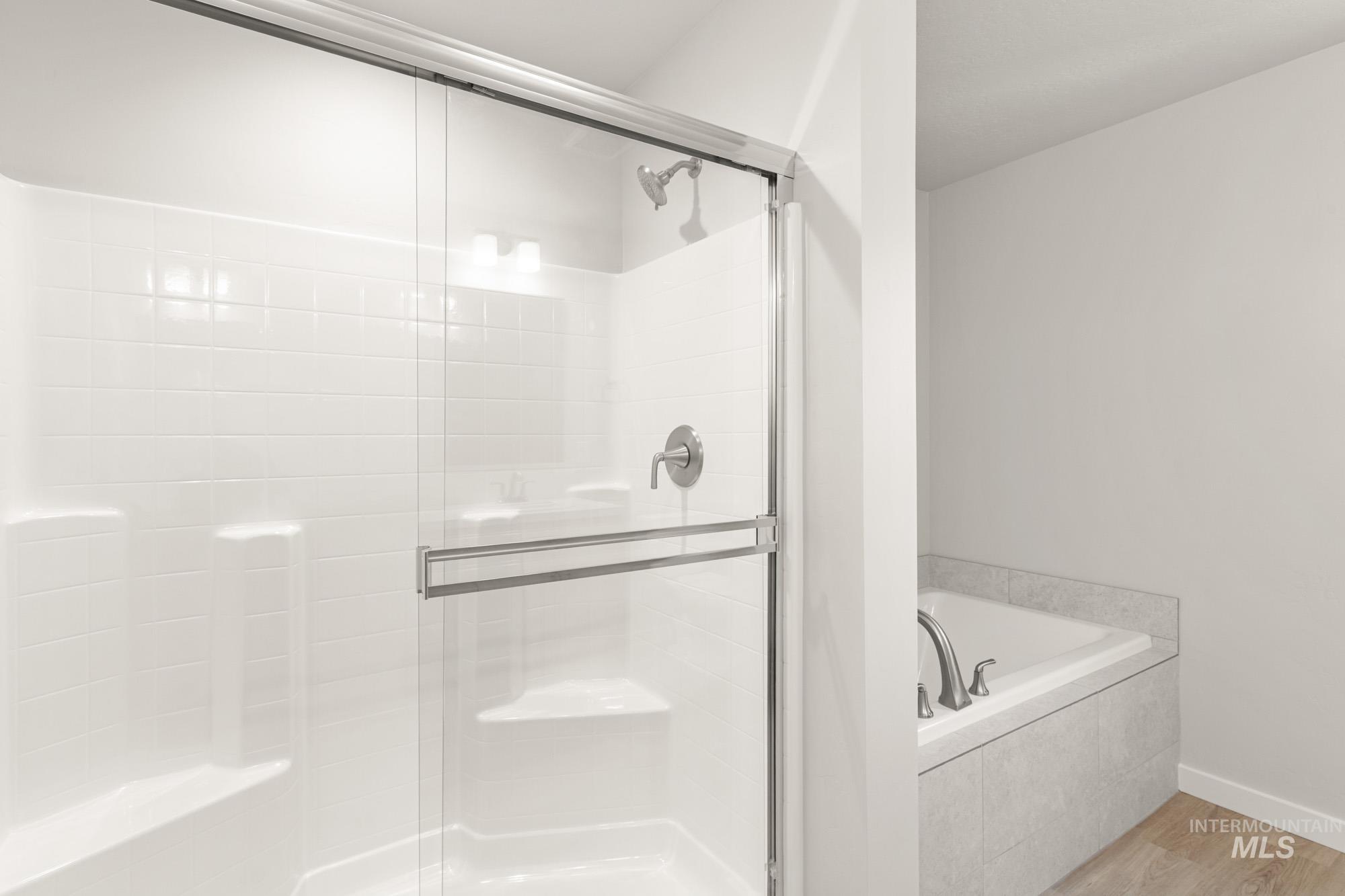 240 Caribou Ct, Horseshoe Bend, Idaho 83629, 3 Bedrooms, 2.5 Bathrooms, Residential For Sale, Price $394,990, 98973284