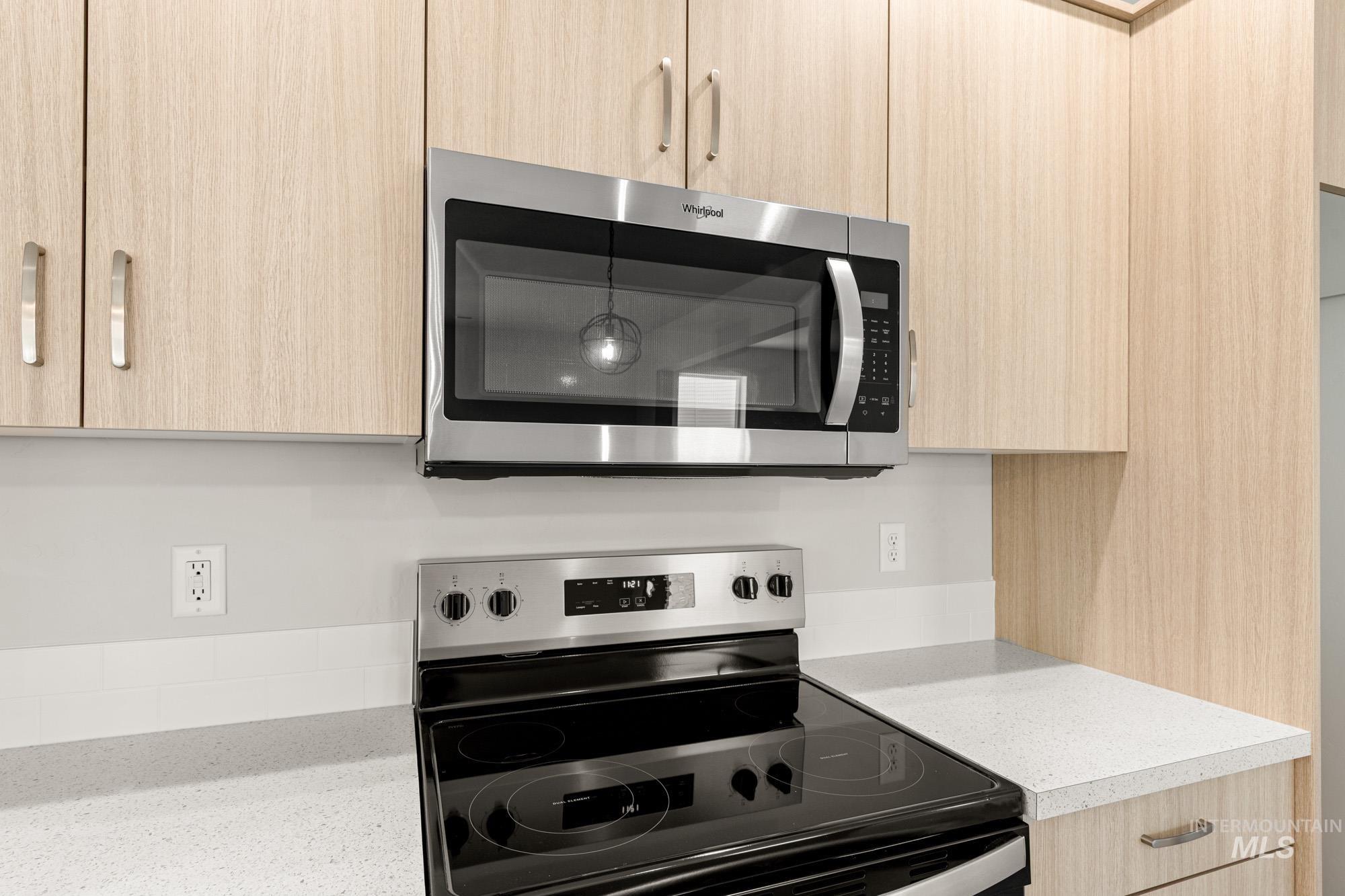 240 Caribou Ct, Horseshoe Bend, Idaho 83629, 3 Bedrooms, 2.5 Bathrooms, Residential For Sale, Price $394,990, 98973284