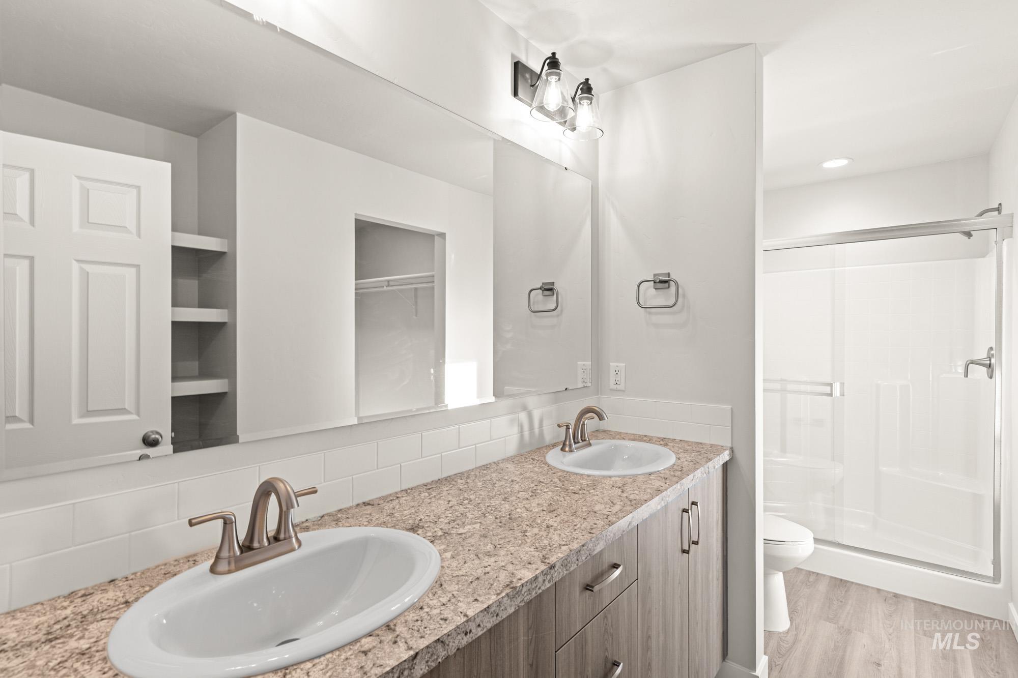 301 Whitetail Ave, Horseshoe Bend, Idaho 83629, 3 Bedrooms, 2.5 Bathrooms, Residential For Sale, Price $346,990,MLS 98973286