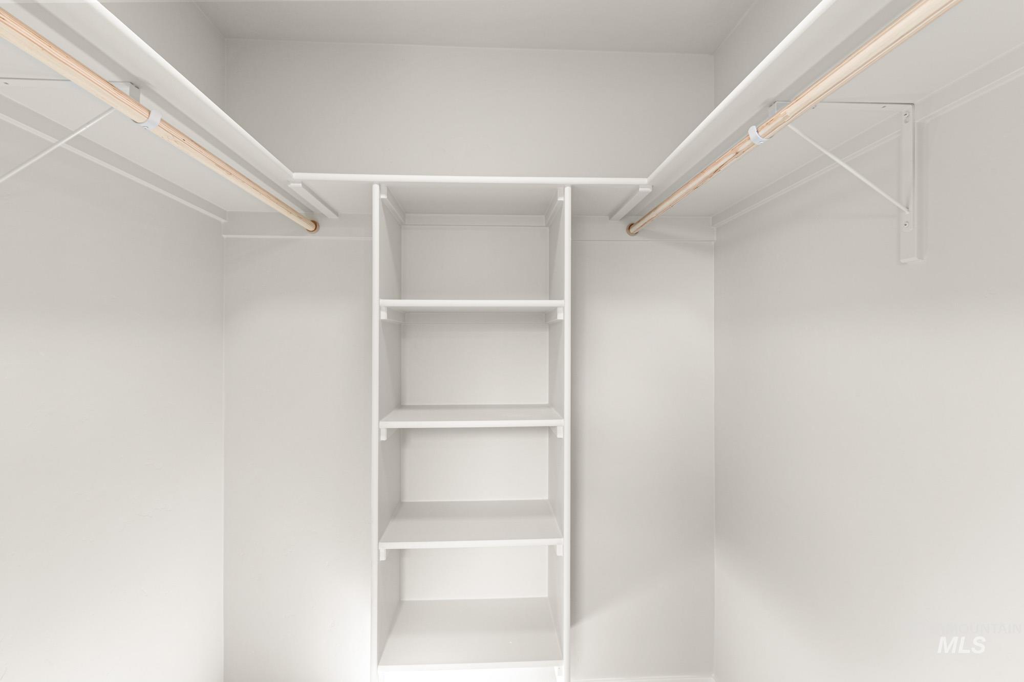 301 Whitetail Ave, Horseshoe Bend, Idaho 83629, 3 Bedrooms, 2.5 Bathrooms, Residential For Sale, Price $346,990,MLS 98973286