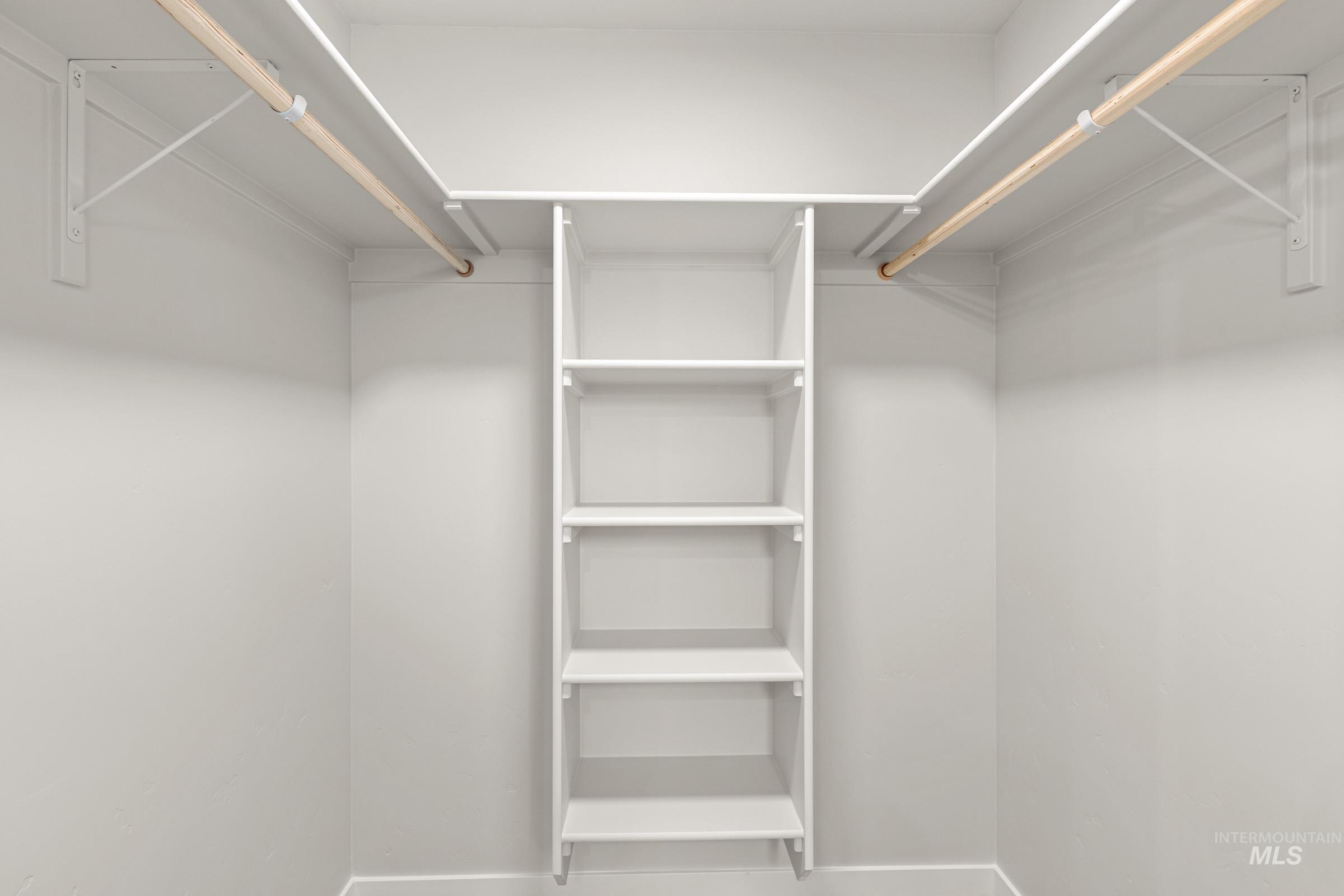 310 Whitetail Ave, Horseshoe Bend, Idaho 83629, 3 Bedrooms, 2.5 Bathrooms, Residential For Sale, Price $345,990, 98973288