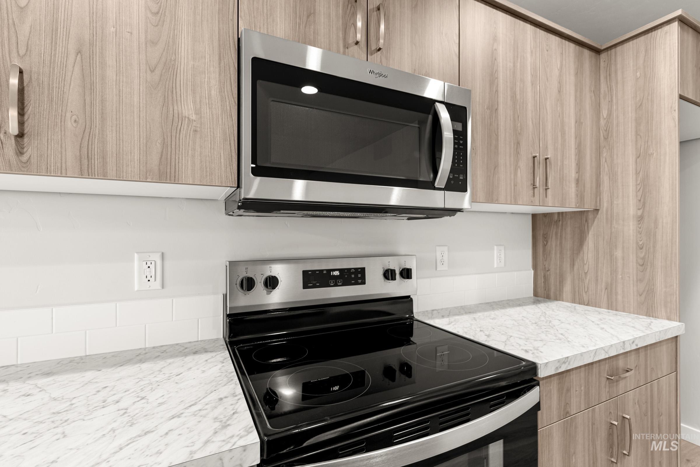 310 Whitetail Ave, Horseshoe Bend, Idaho 83629, 3 Bedrooms, 2.5 Bathrooms, Residential For Sale, Price $345,990, 98973288