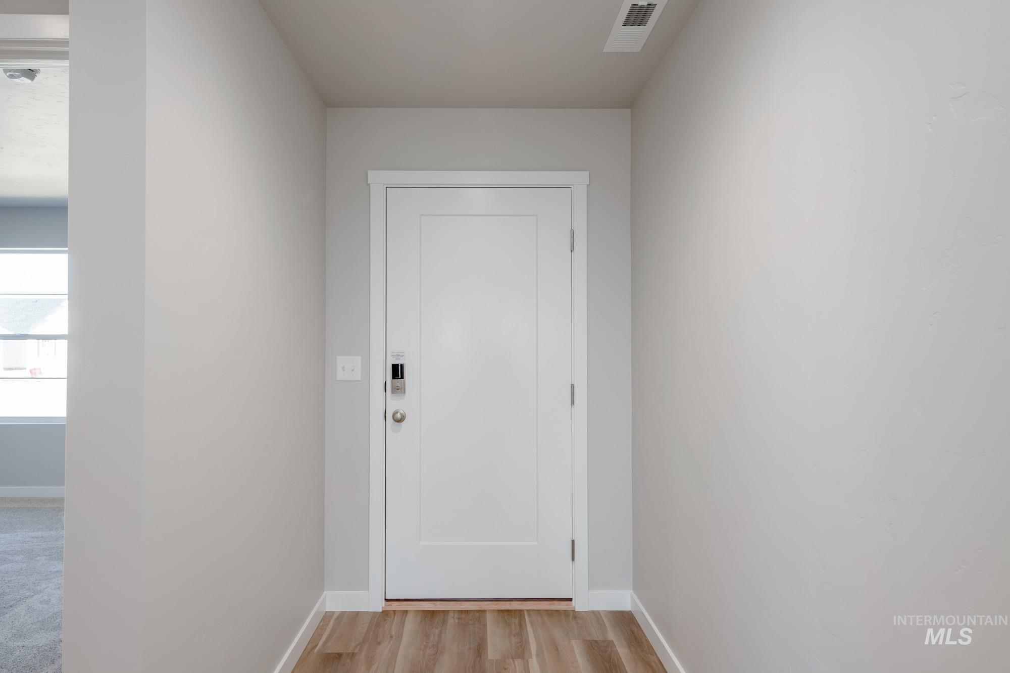 1703 N Birch St, Jerome, Idaho 83338, 3 Bedrooms, 2 Bathrooms, Residential For Sale, Price $379,990,MLS 98973289