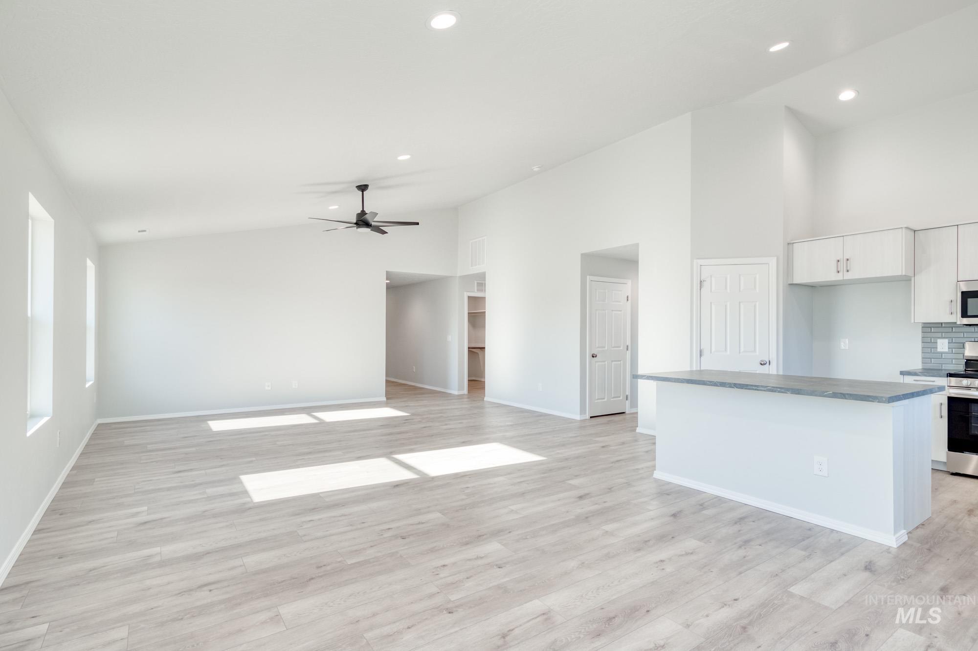 1707 N Birch St, Jerome, Idaho 83338, 4 Bedrooms, 2 Bathrooms, Residential For Sale, Price $389,990,MLS 98973290