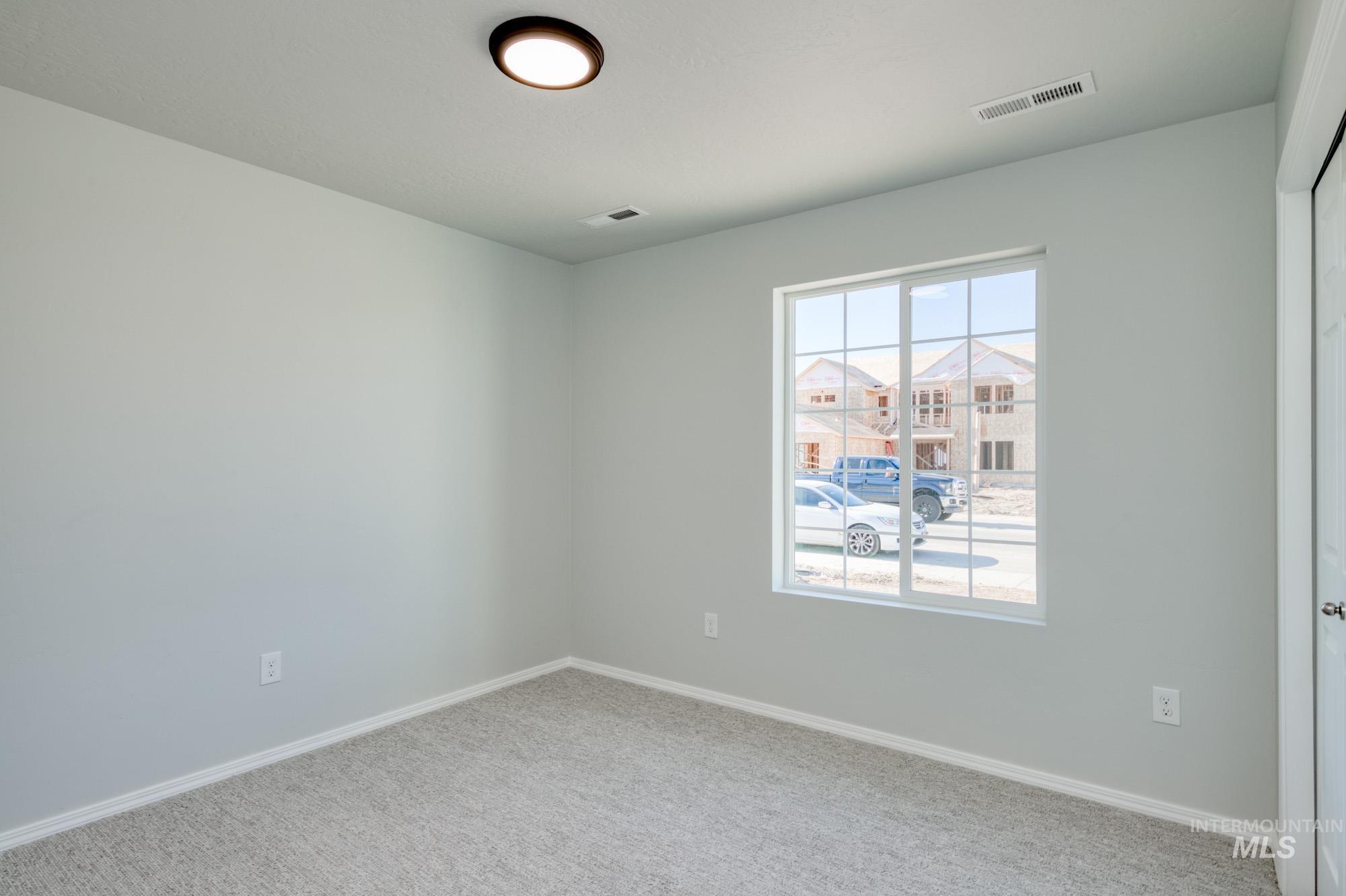 1707 N Birch St, Jerome, Idaho 83338, 4 Bedrooms, 2 Bathrooms, Residential For Sale, Price $389,990,MLS 98973290