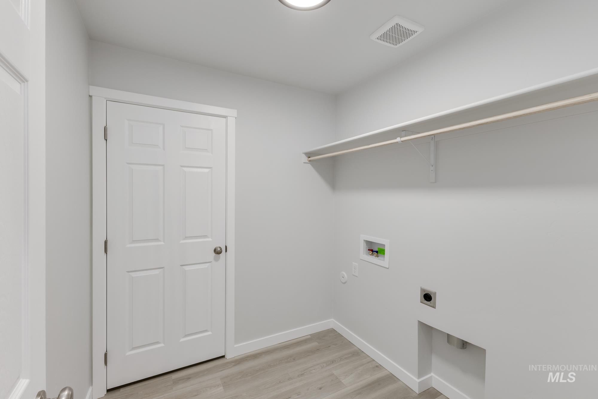 1716 N Birch St, Jerome, Idaho 83338, 4 Bedrooms, 2 Bathrooms, Residential For Sale, Price $404,990,MLS 98973291