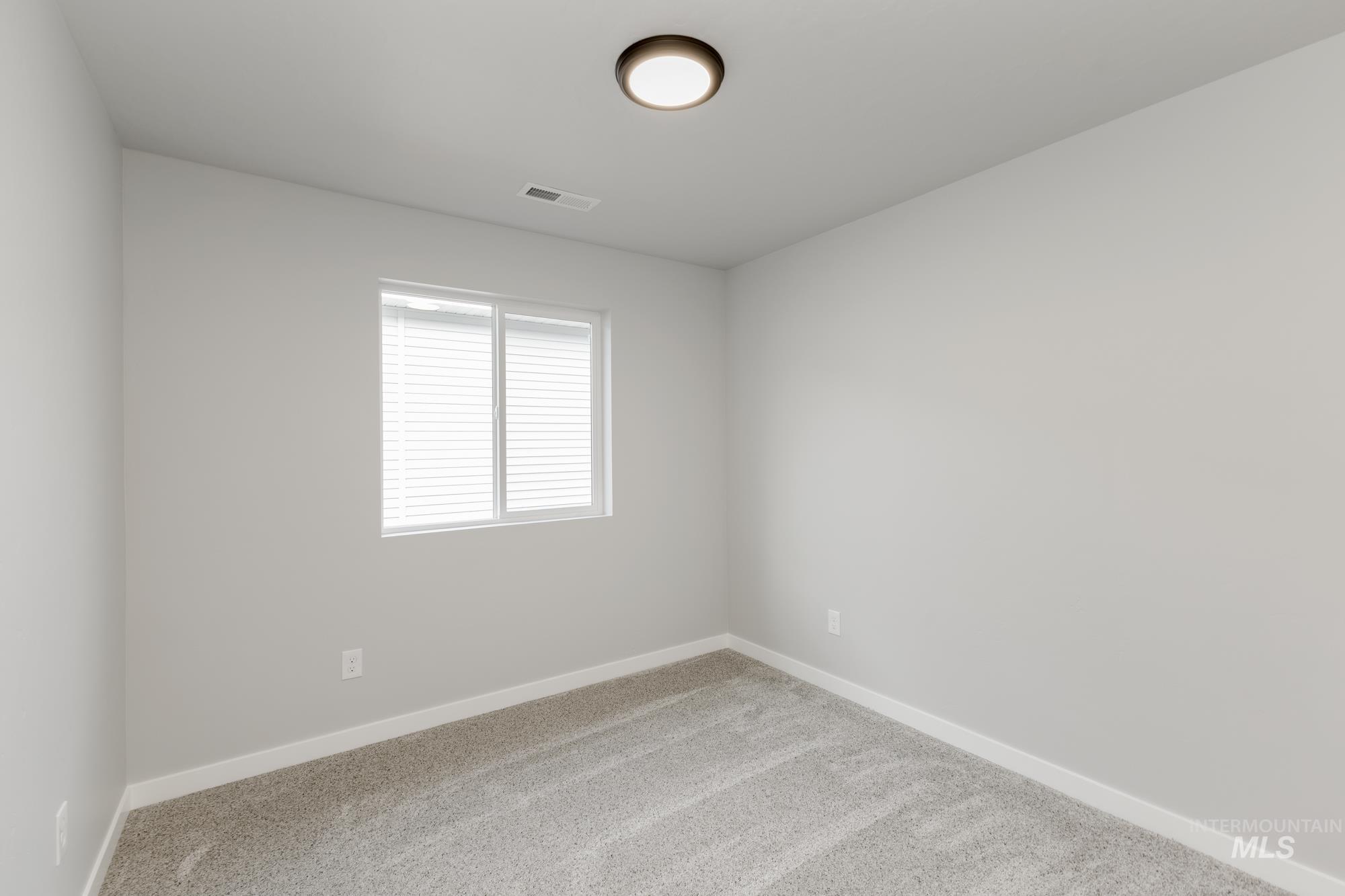 1712 N Birch St, Jerome, Idaho 83338, 3 Bedrooms, 2 Bathrooms, Residential For Sale, Price $349,990,MLS 98973292