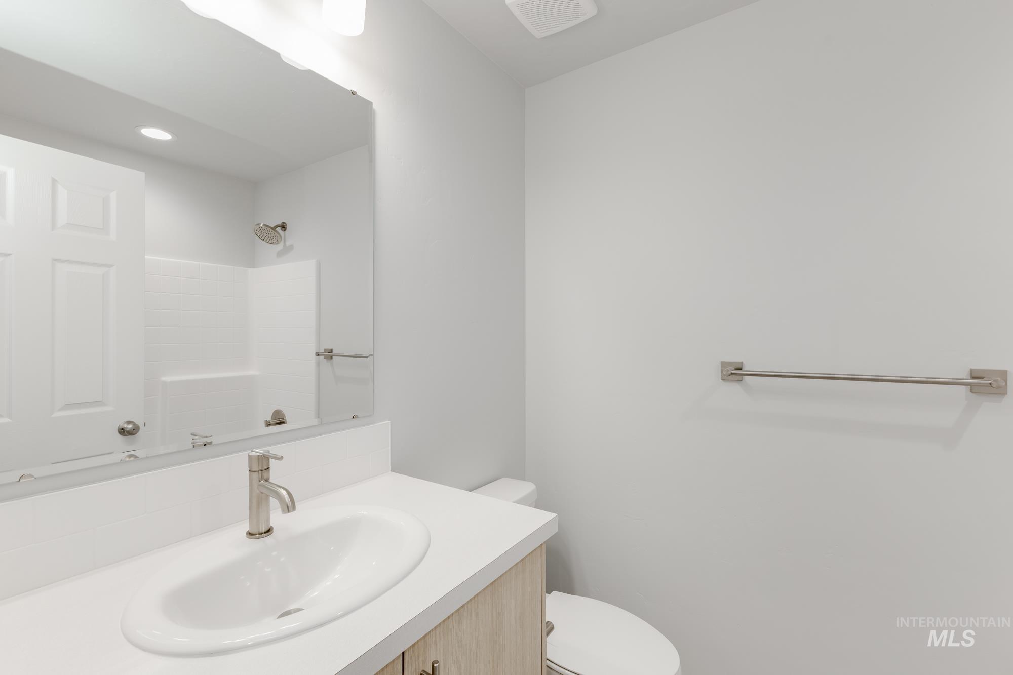 1712 N Birch St, Jerome, Idaho 83338, 3 Bedrooms, 2 Bathrooms, Residential For Sale, Price $349,990,MLS 98973292