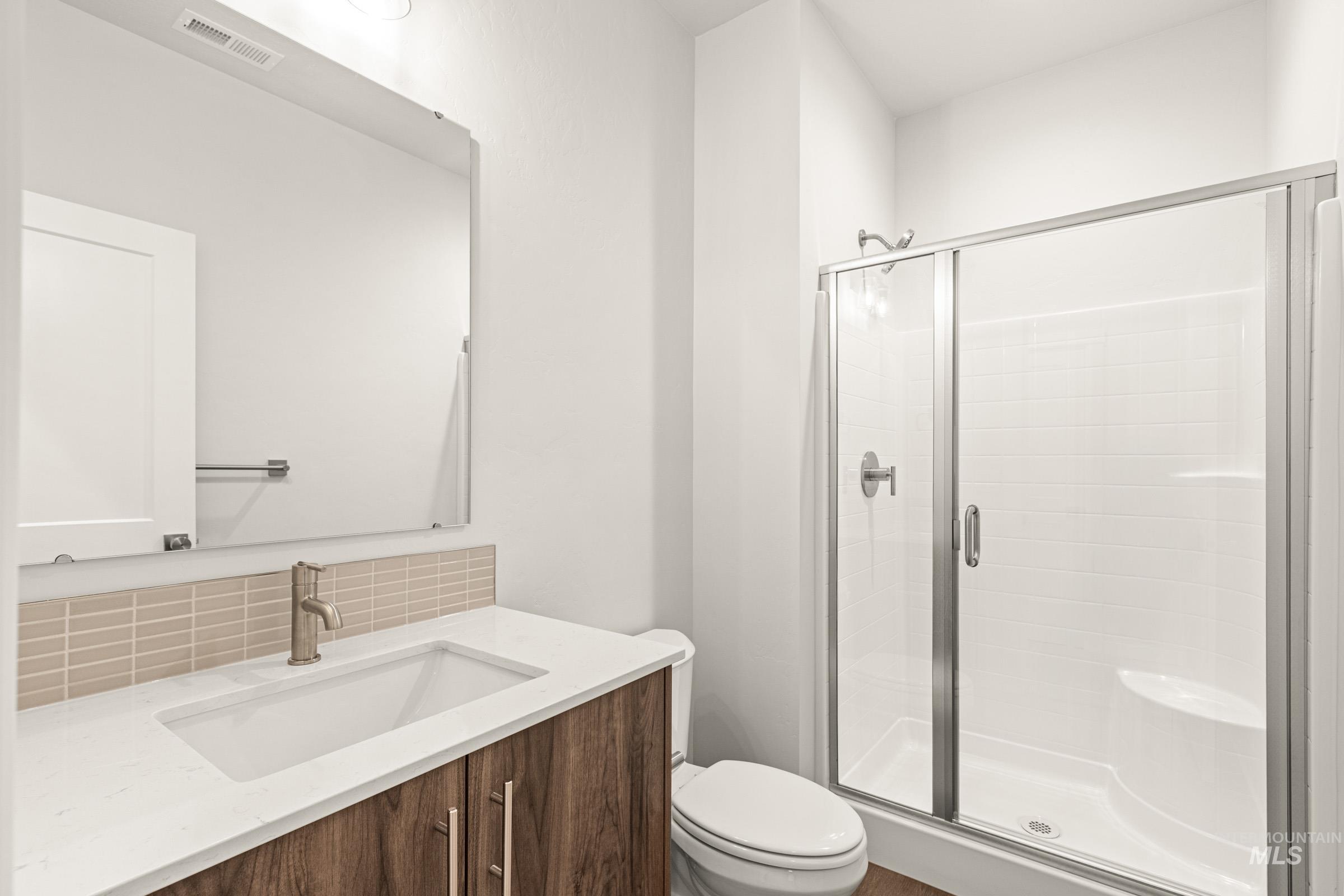 5333 W Yarnell St, Eagle, Idaho 83616, 5 Bedrooms, 4.5 Bathrooms, Residential For Sale, Price $1,161,990, 98973295