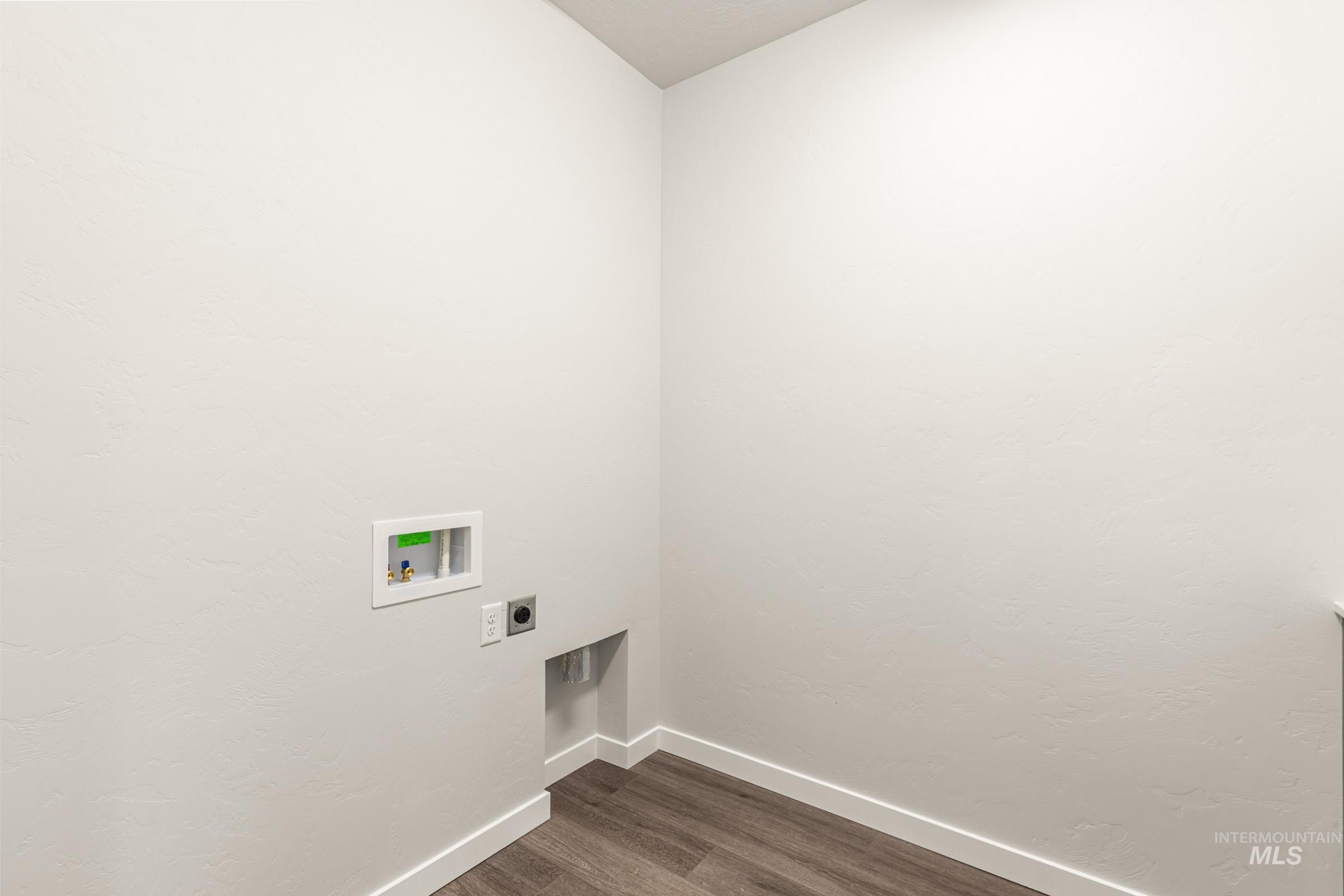 5333 W Yarnell St, Eagle, Idaho 83616, 5 Bedrooms, 4.5 Bathrooms, Residential For Sale, Price $1,161,990, 98973295