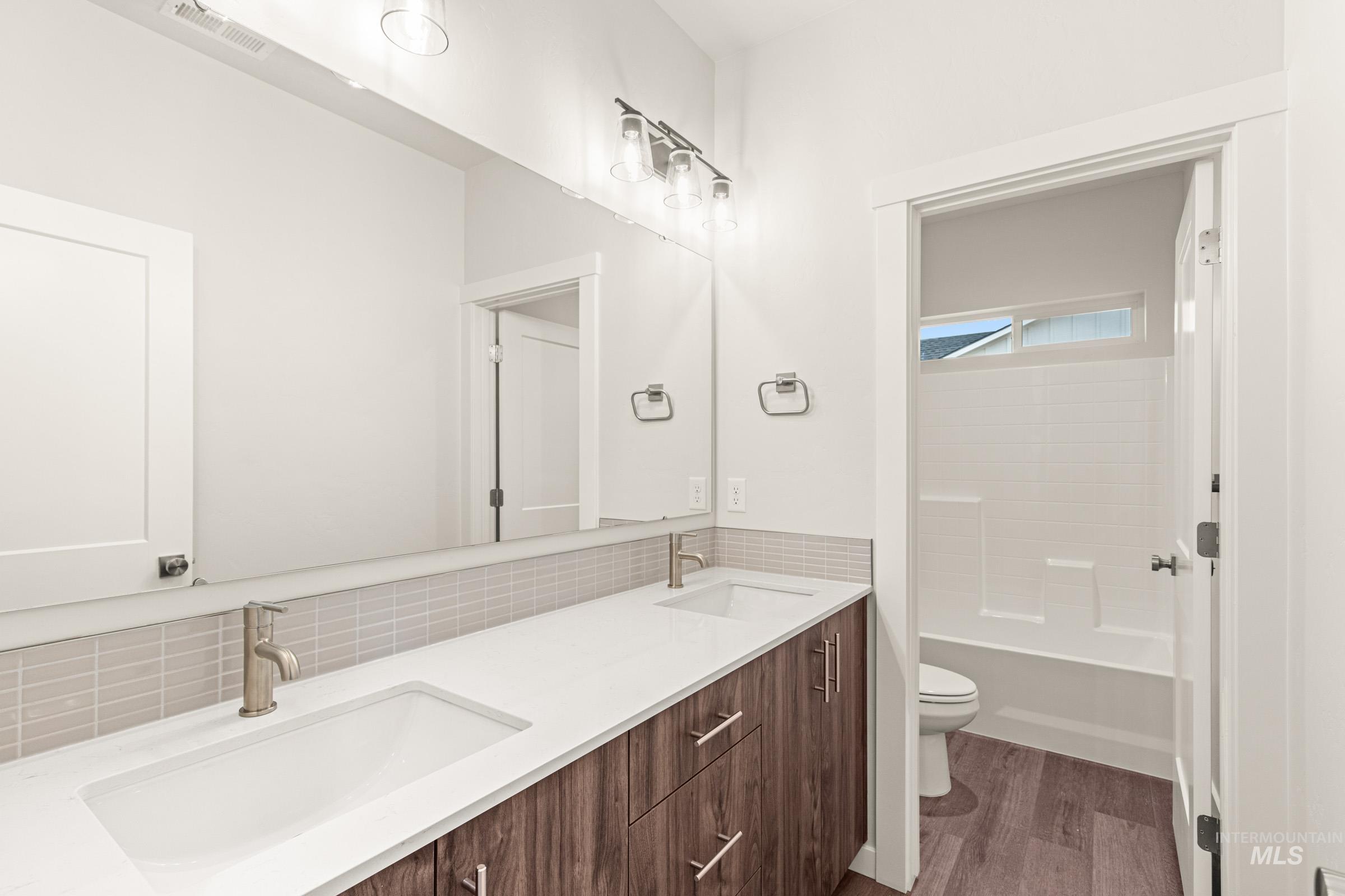 5333 W Yarnell St, Eagle, Idaho 83616, 5 Bedrooms, 4.5 Bathrooms, Residential For Sale, Price $1,161,990, 98973295