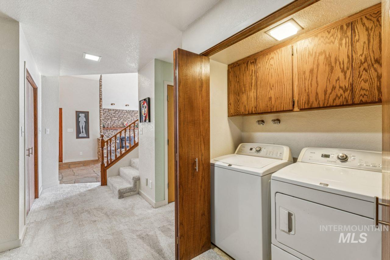 811 N Horton St, Nampa, Idaho 83651, 3 Bedrooms, 3 Bathrooms, Residential For Sale, Price $548,900,MLS 98973297