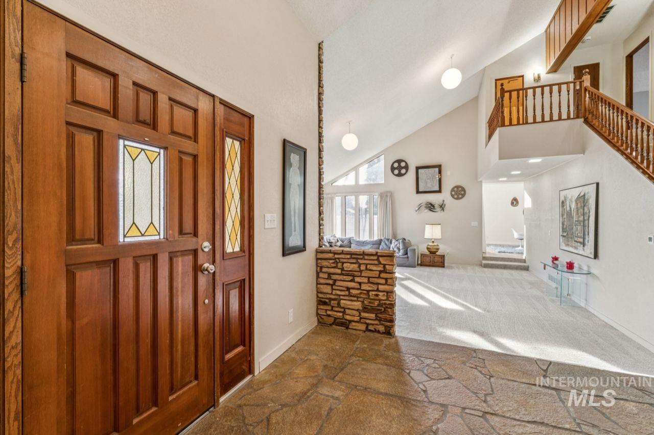 811 N Horton St, Nampa, Idaho 83651, 3 Bedrooms, 3 Bathrooms, Residential For Sale, Price $548,900,MLS 98973297